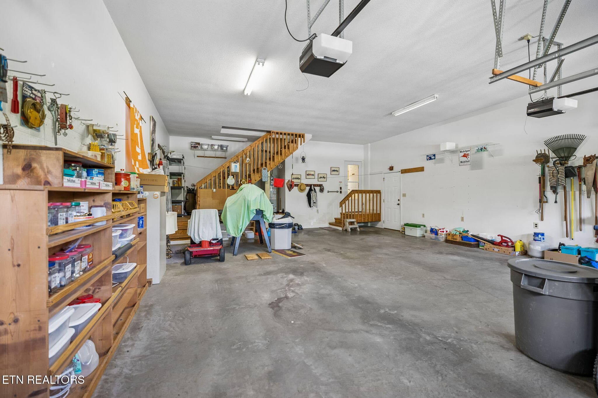 Garage w steps leading to storage - 937 Andover Blvd, Alcoa, TN 37701, Alcoa