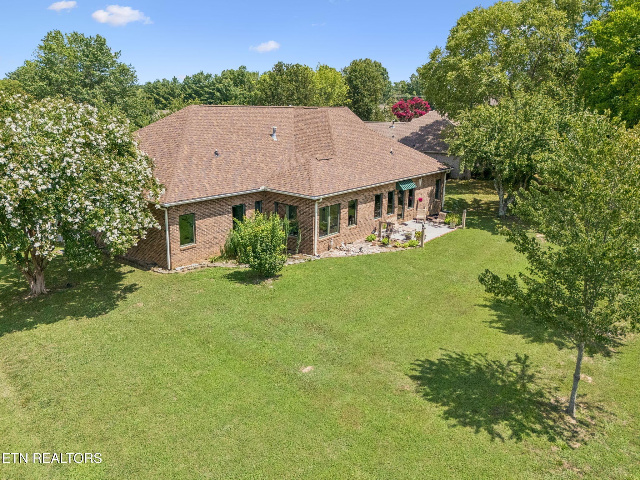 Spacious yard - 937 Andover Blvd, Alcoa, TN 37701, Alcoa