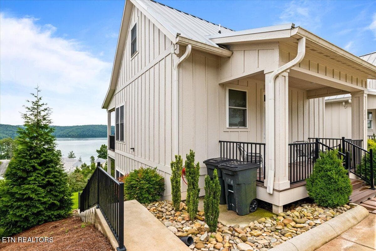 04-114 E Hbr Vw Ln - 114 E Harbor View Lane, LaFollette, TN 37766