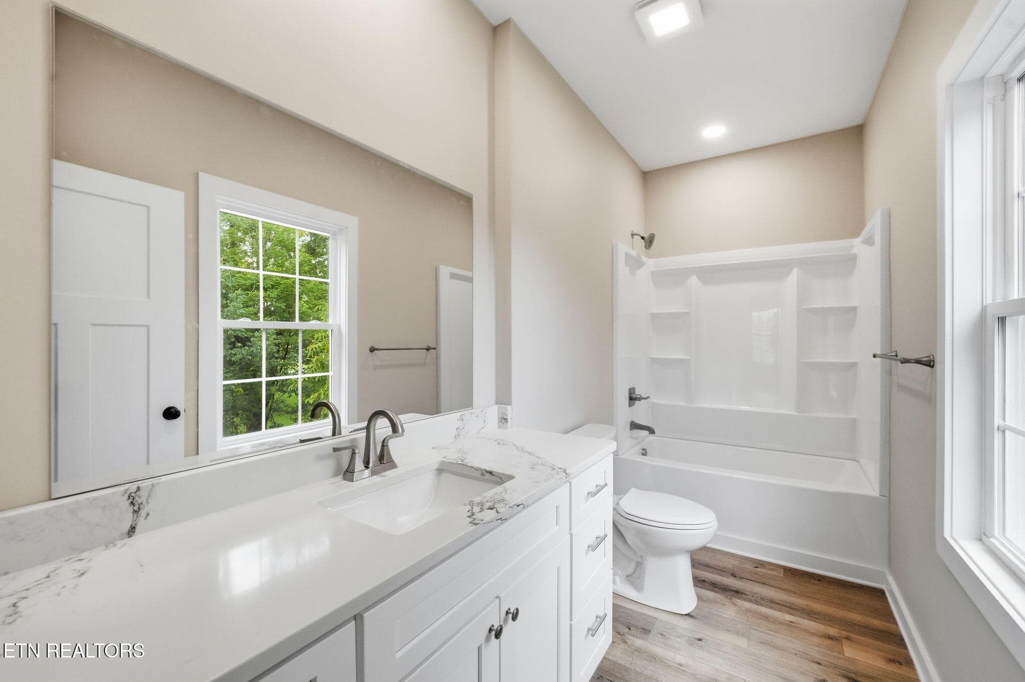 7-web-or-mls-016_DSC02251 - 3756 Thornton Drive, Kingsport, TN 37664, Kingsport