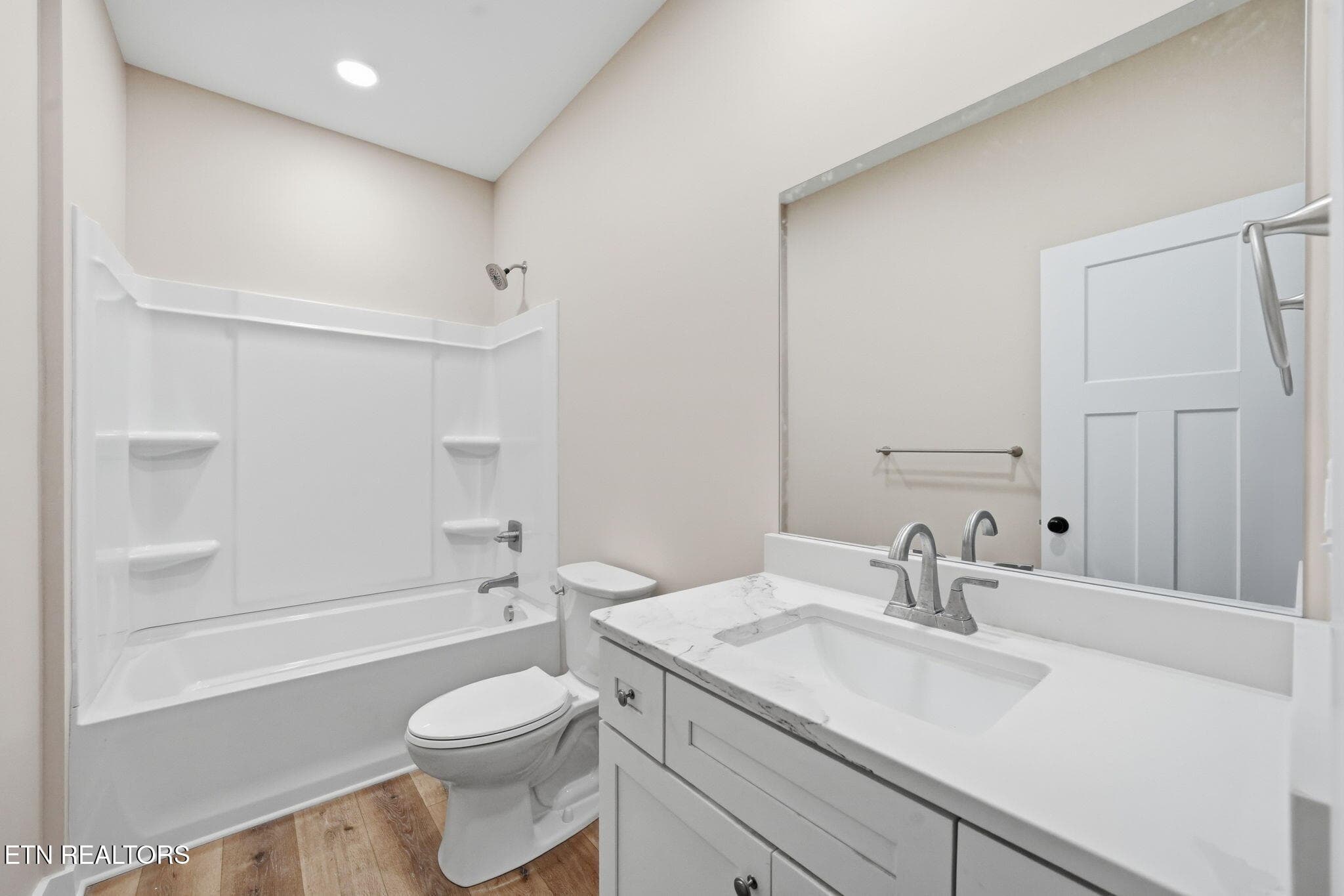 9-web-or-mls-018_DSC02301 - 3756 Thornton Drive, Kingsport, TN 37664, Kingsport