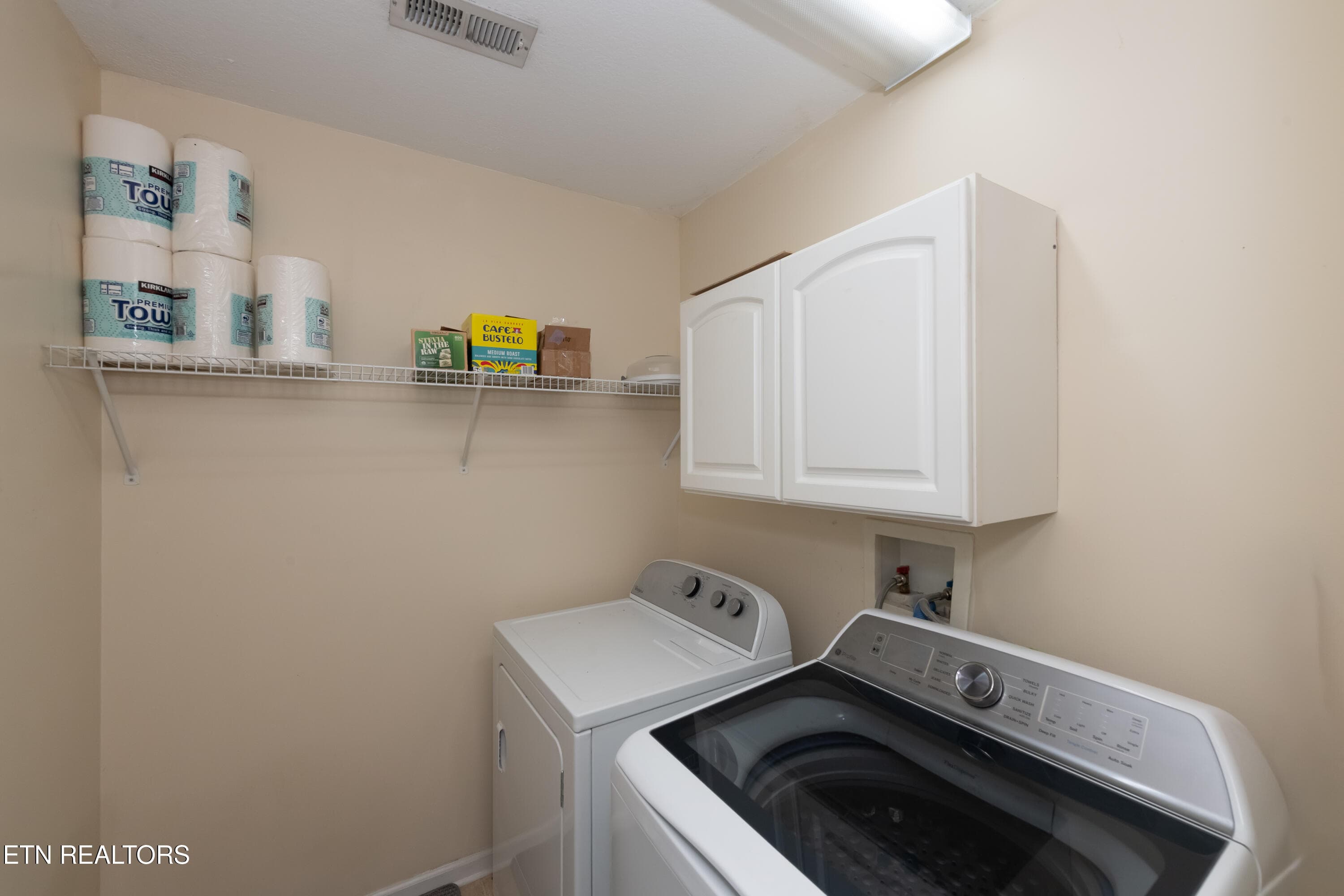 Laundry room - 2912 Dominion Drive, Maryville, TN 37803, Maryville