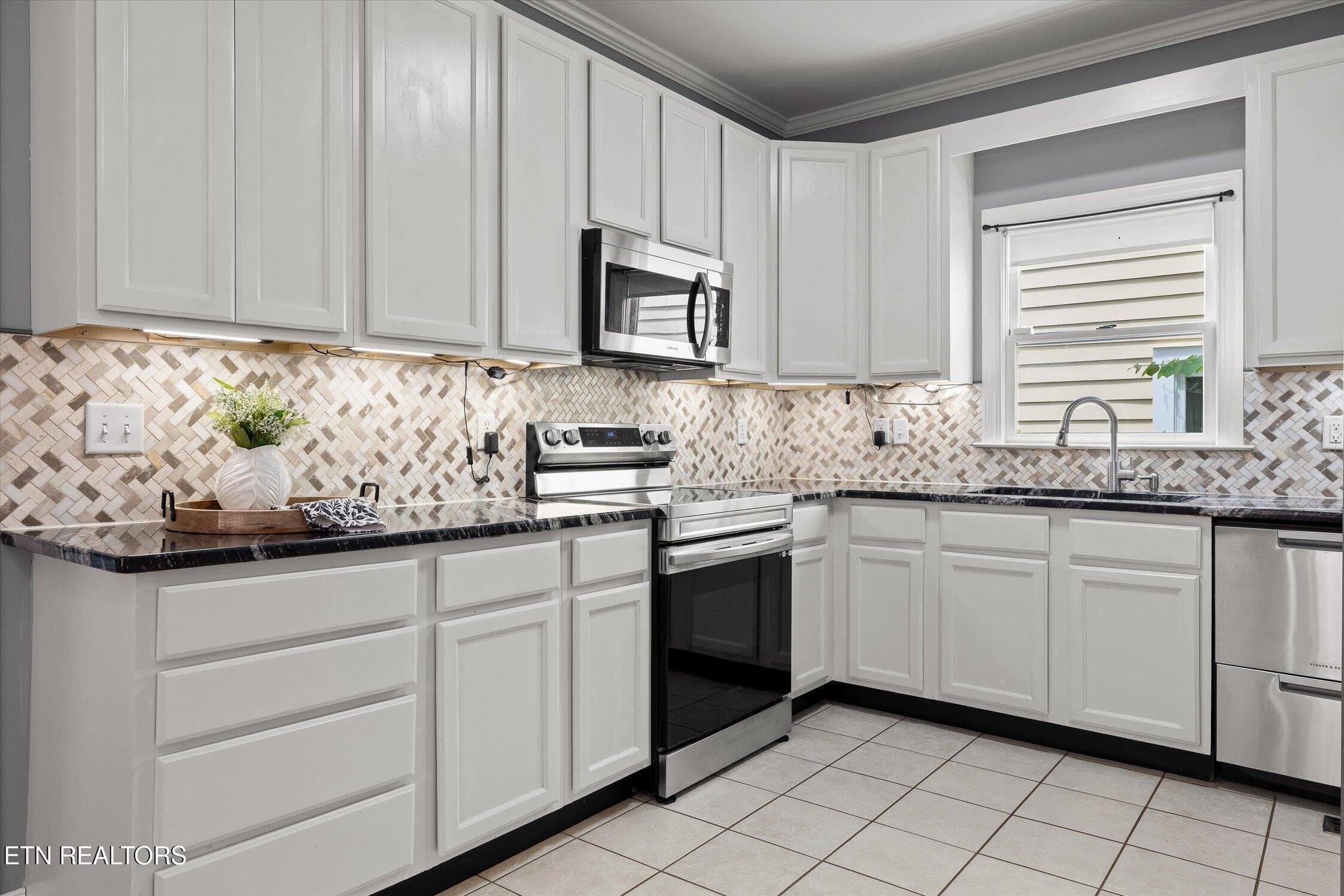 02 Fiarview Ave - 803 Fairview Ave, Chattanooga, TN 37403, Chattanooga