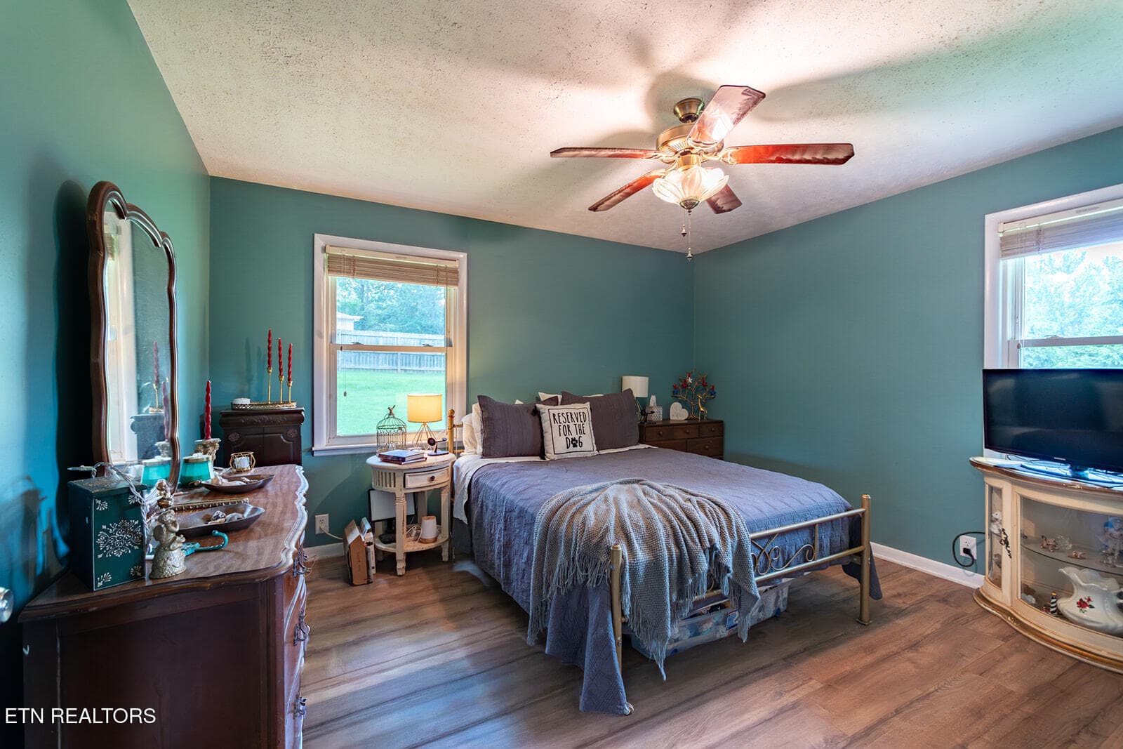 HB - 112 S Hummingbird Lane, Dickson, TN 37055