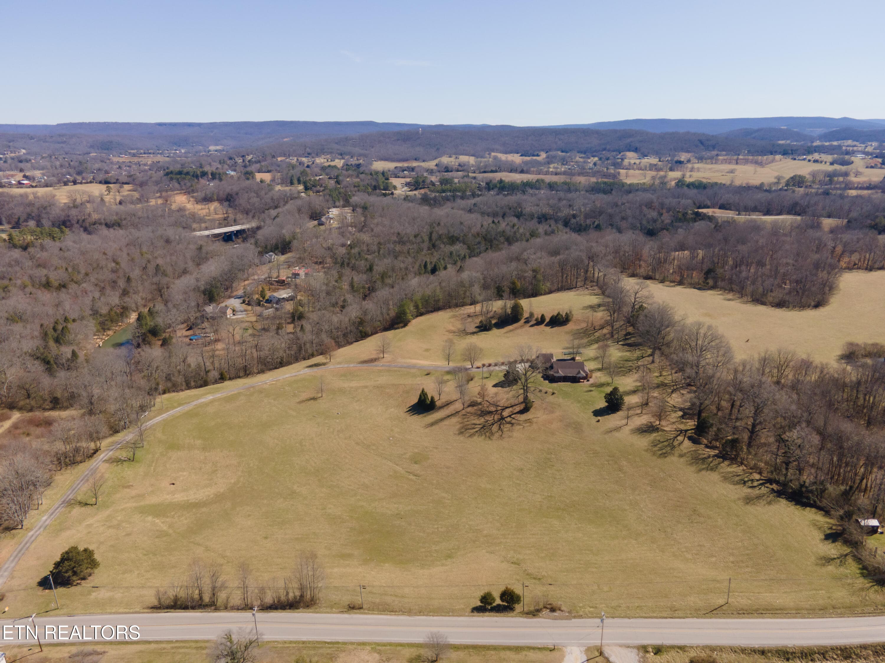 DJI_0018 - 845 McMinnville Hwy, Sparta, TN 38583