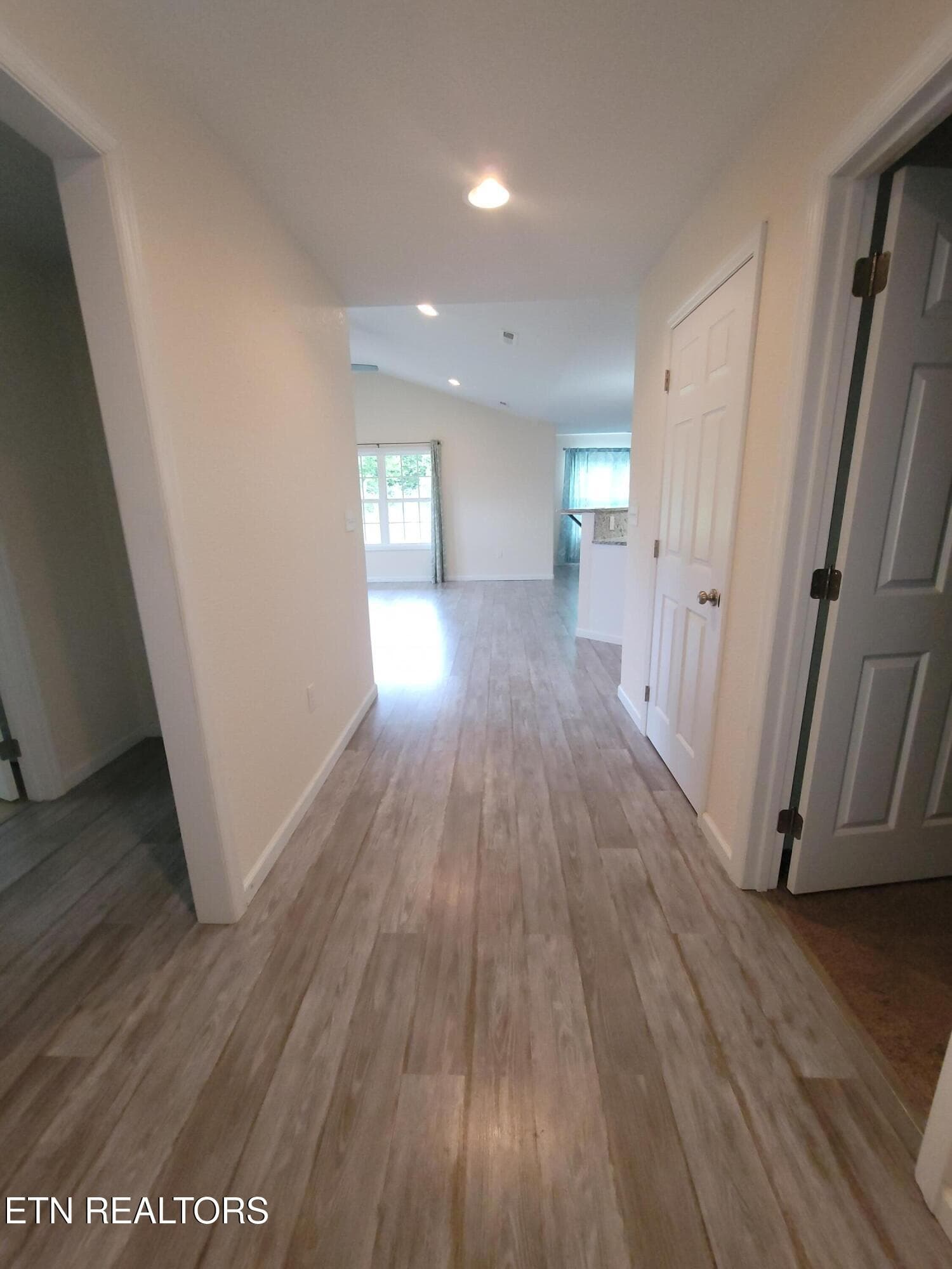20210922_132138 - 323 Shadows Lawn Drive, Athens, TN 37303
