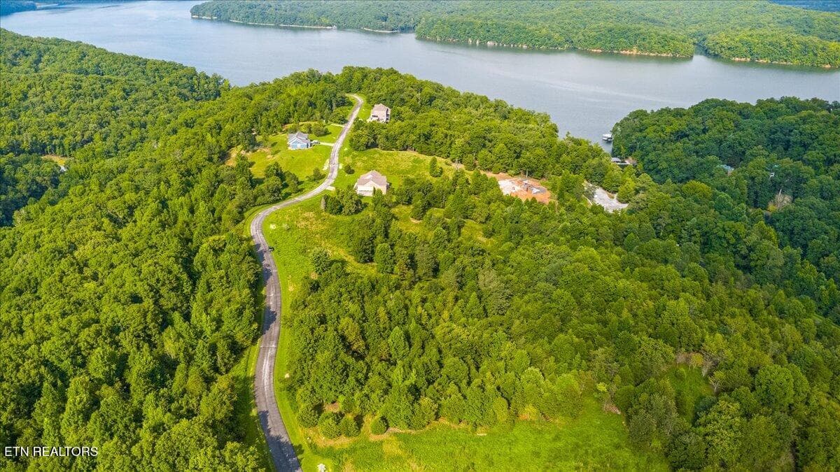 10-126 Emerald Pointe Cir - 126 Emerald Pointe Circle, Rockwood, TN 37854, Rockwood