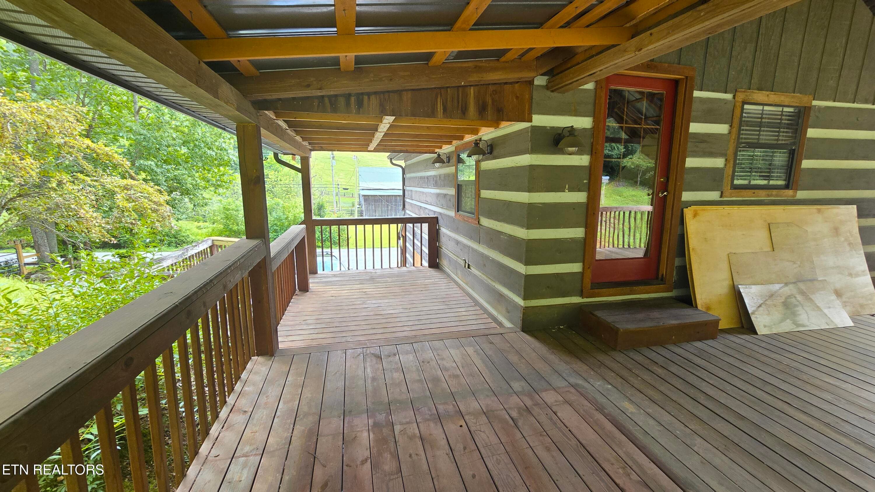 2nd Floor Porch - 5494 Lone Mountain Rd, New Tazewell, TN 37825