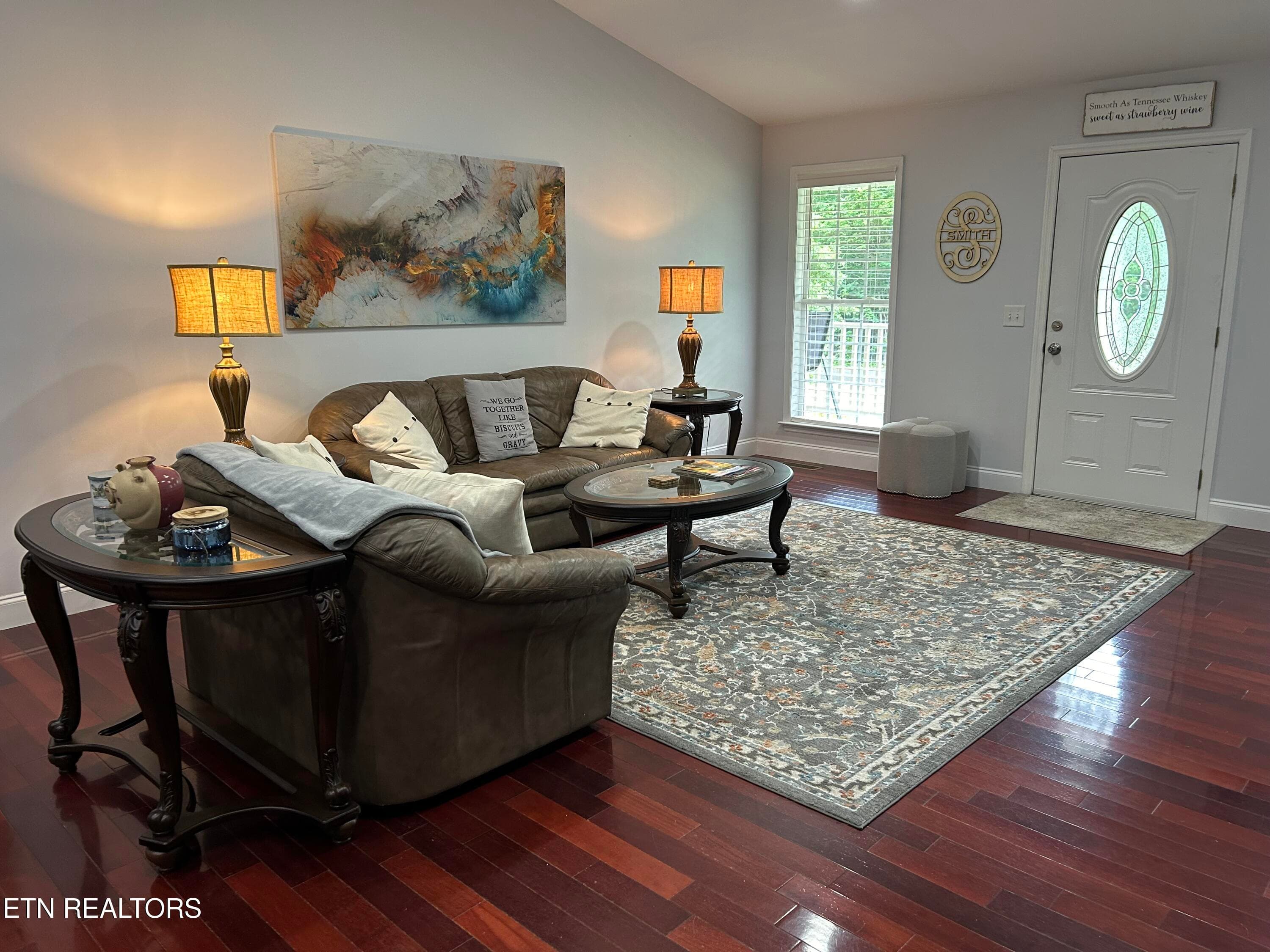 Living Room with Vaulted Ceilings - 135 Central Ave, Benton, TN 37307, Benton