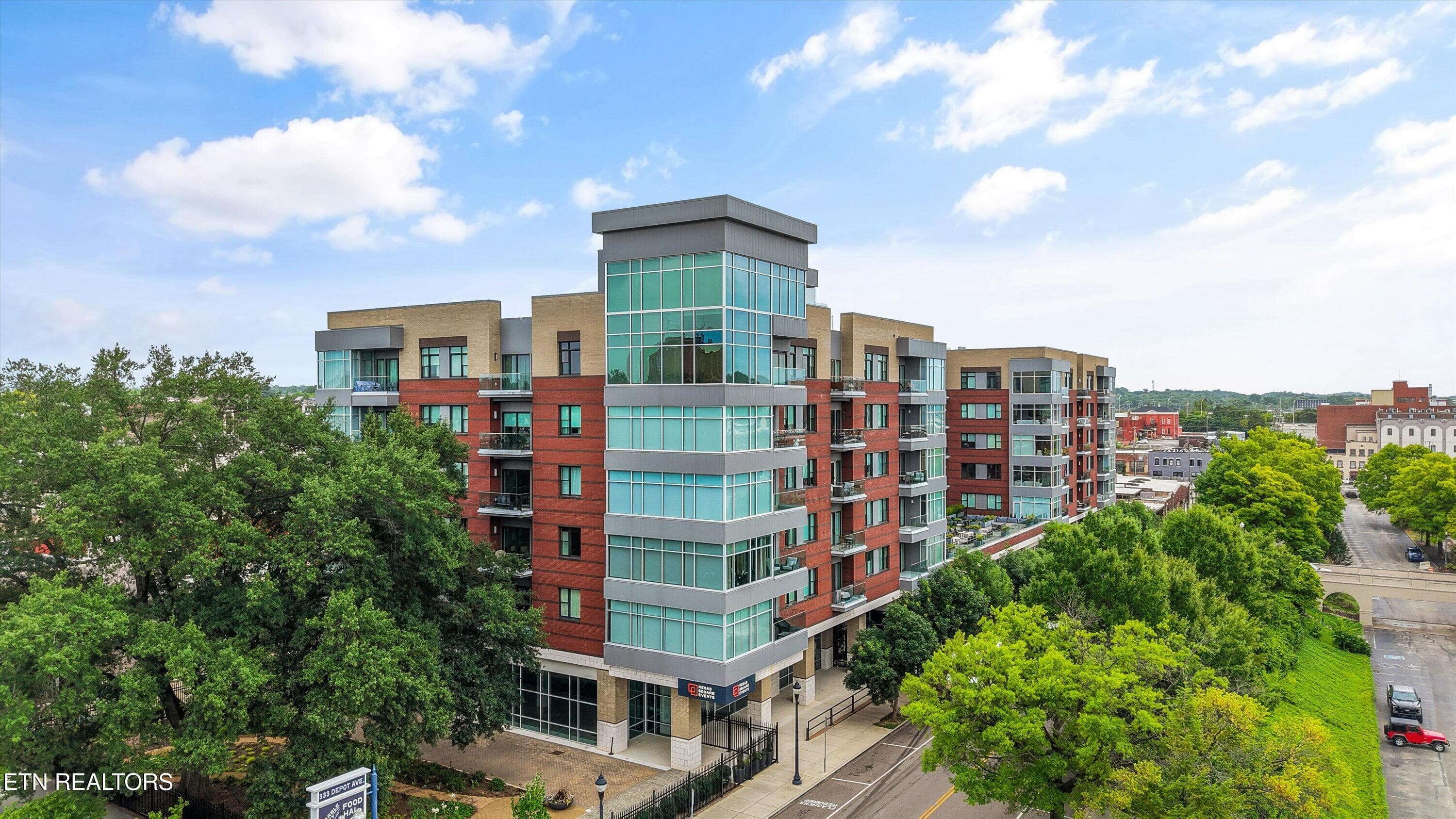 333 W Depot Ave - 333 W Depot Ave 602, Knoxville, TN 37917, Knoxville