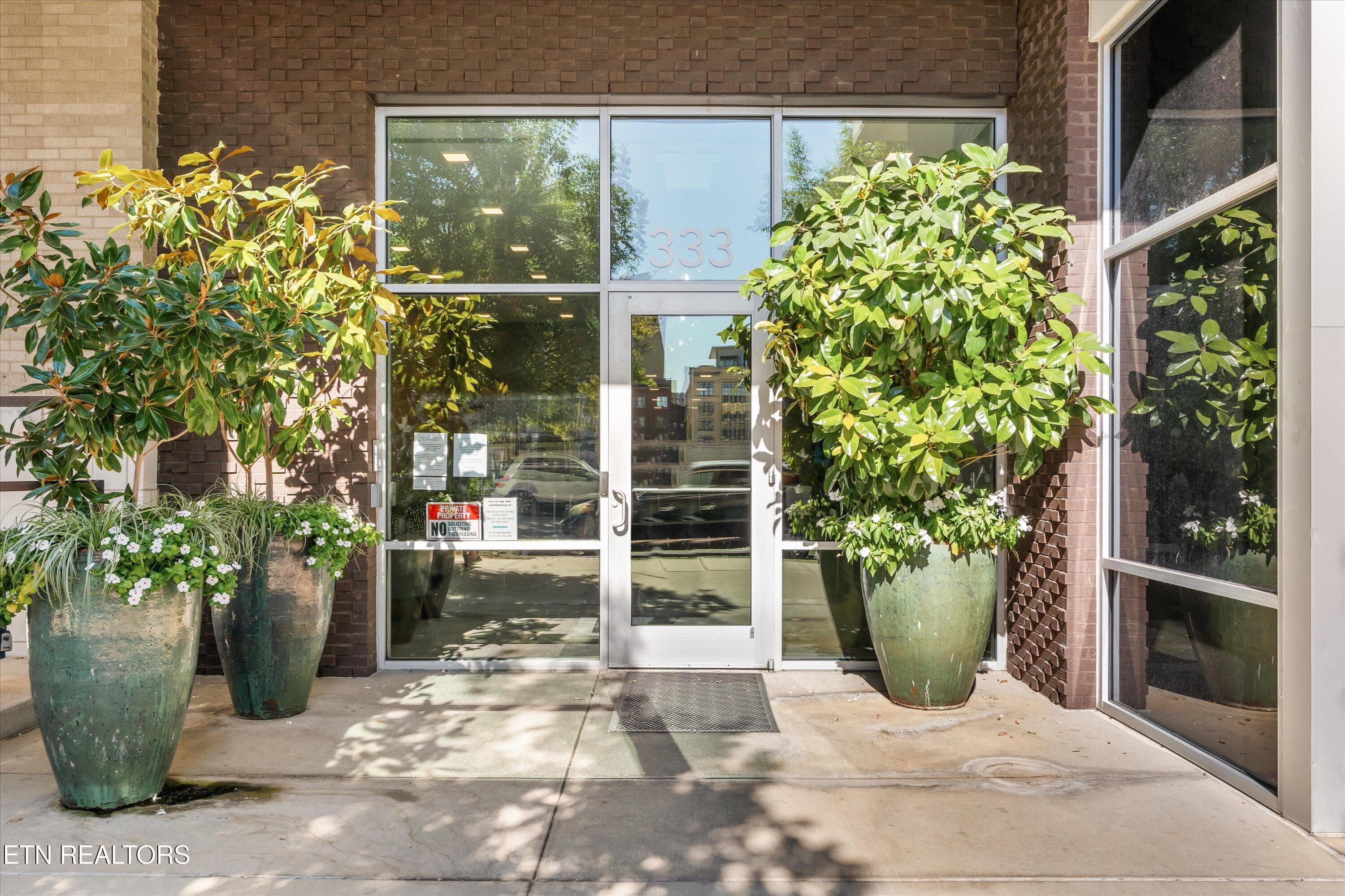 Street Entrance - 333 W Depot Ave 602, Knoxville, TN 37917, Knoxville