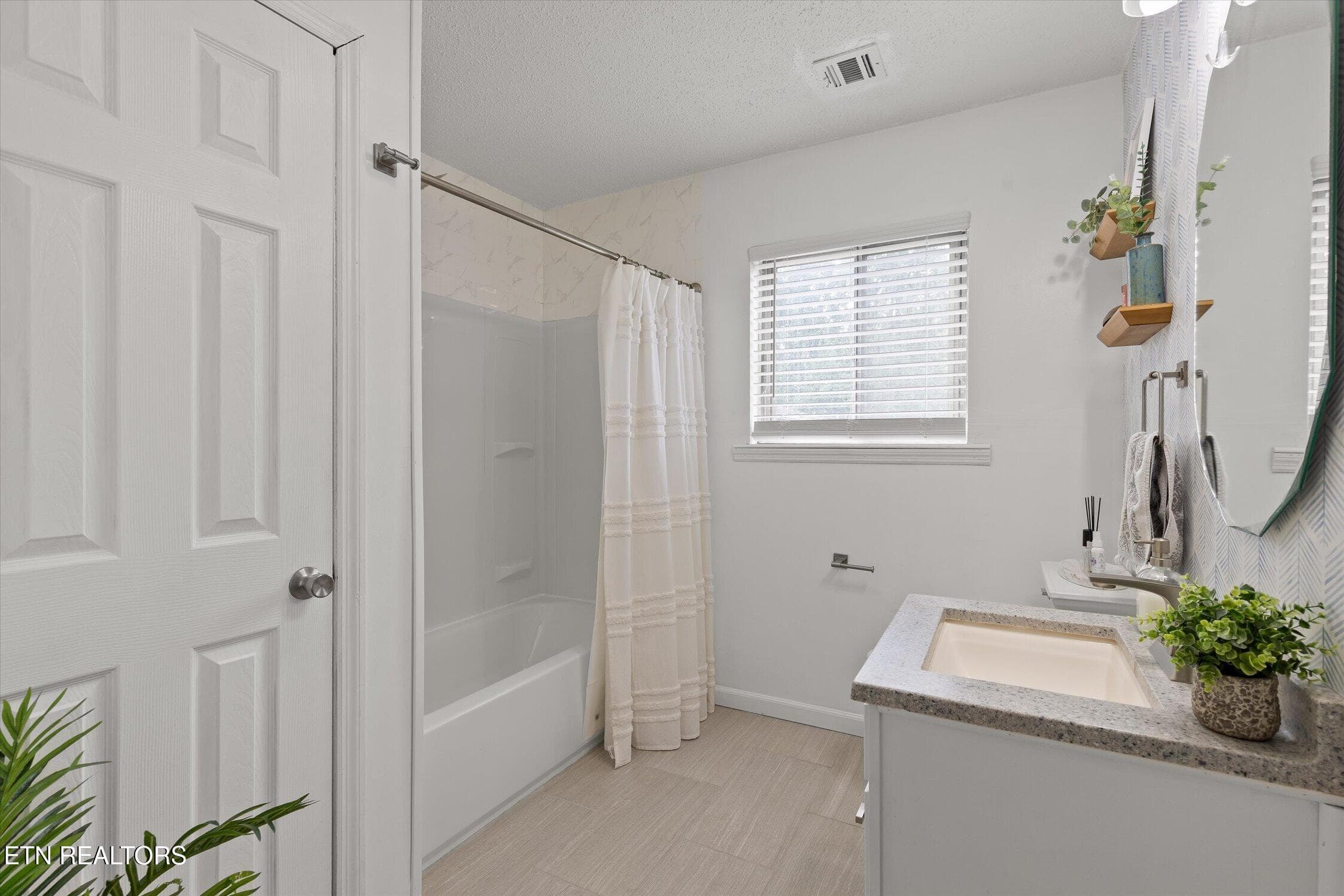 39-2329 David-26 - 2329 David Lane, Chattanooga, TN 37421, Chattanooga