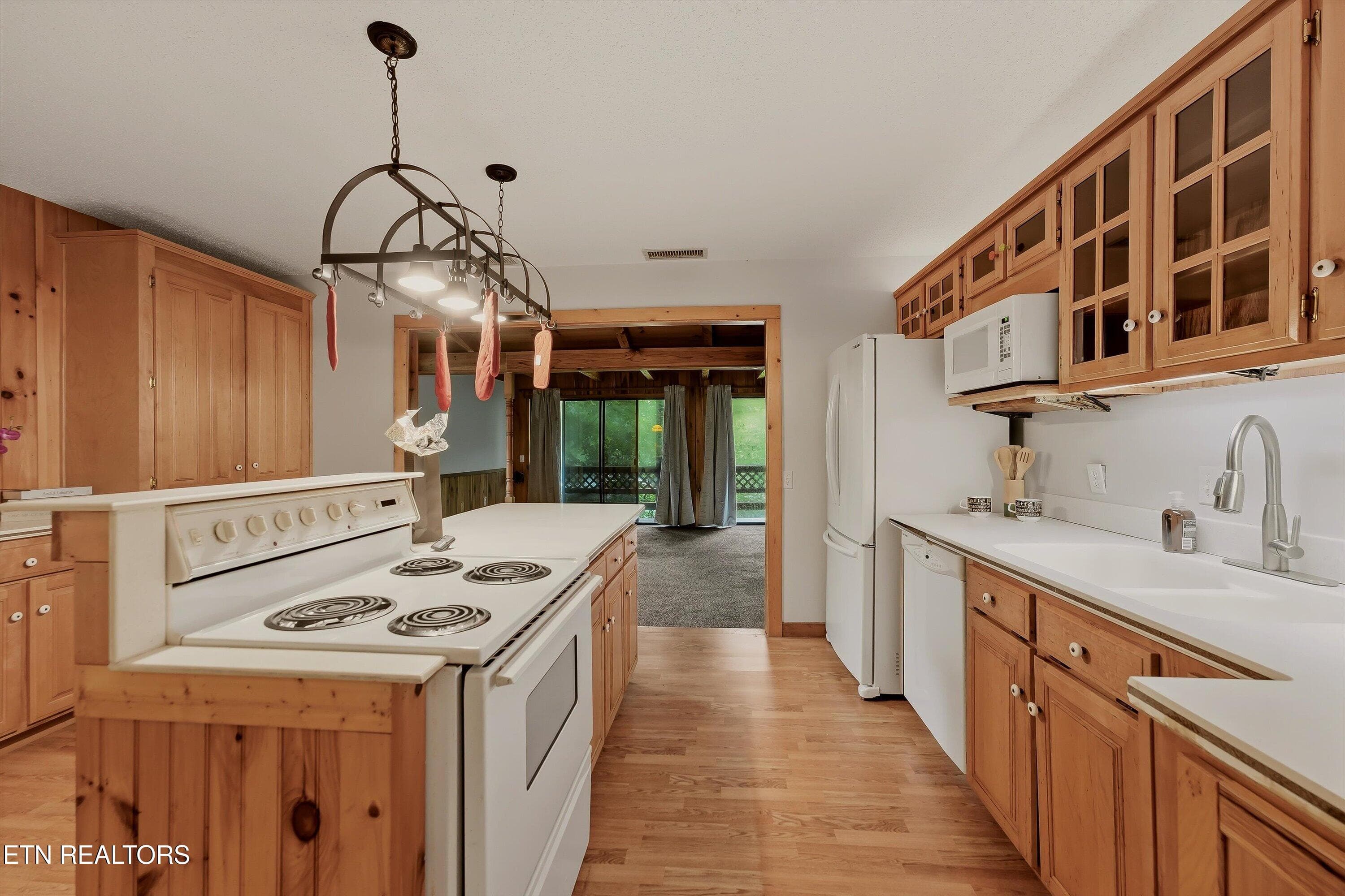 12-680 Old Furnace Rd-12 - 680 Old Furnace Rd, Tellico Plains, TN 37385, Tellico Plains