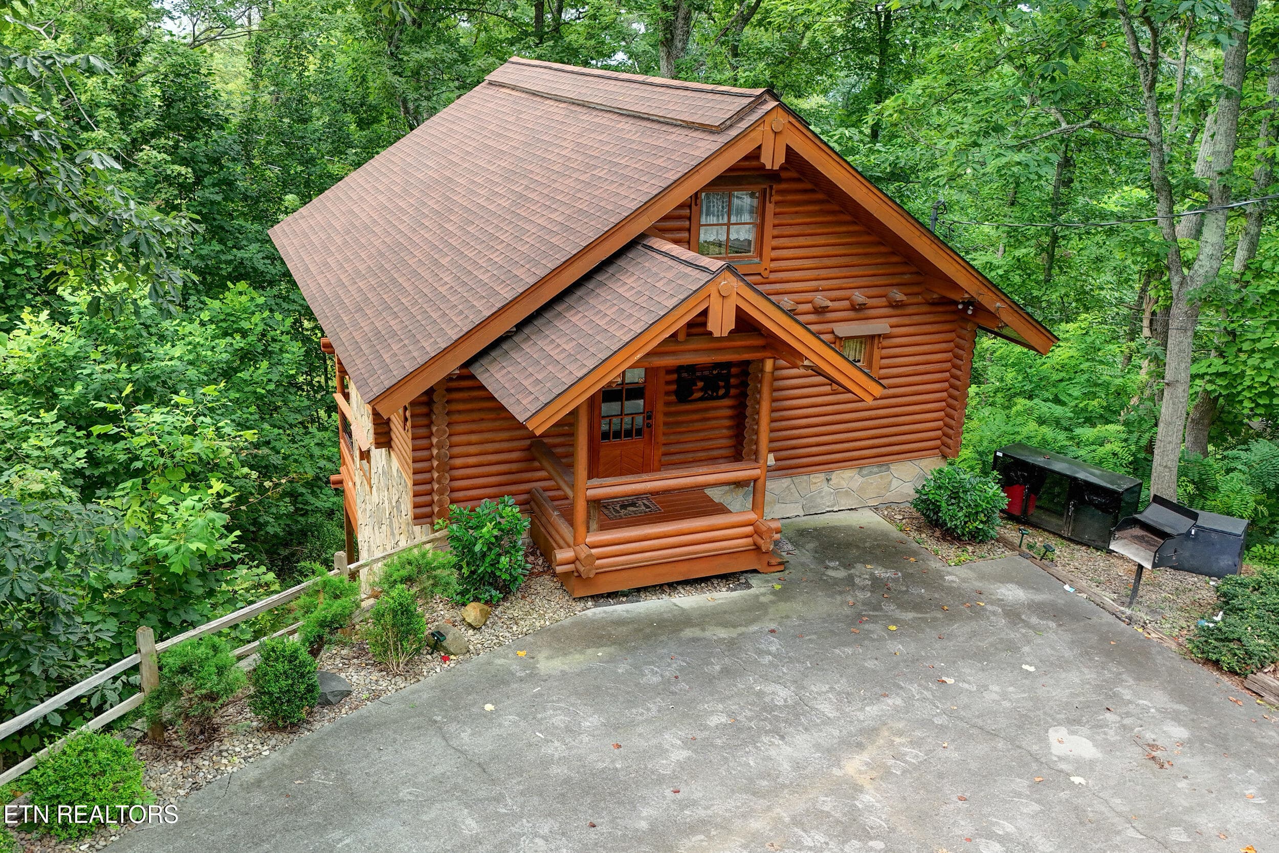 Drone pic - 917 Pine Cone Way, Gatlinburg, TN 37738, Gatlinburg