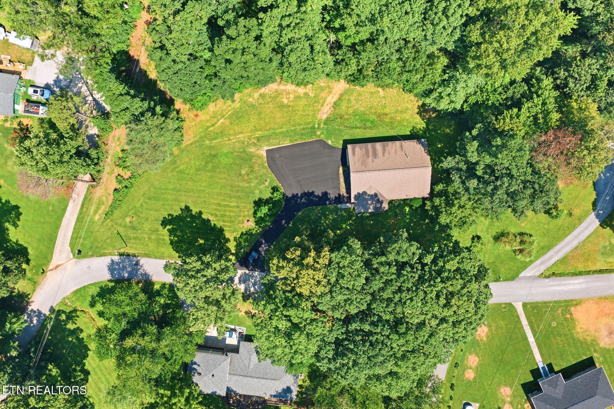 40-web-or-mls-010_241 Skyline-124 - Skyline Drive, Oneida, TN 37841