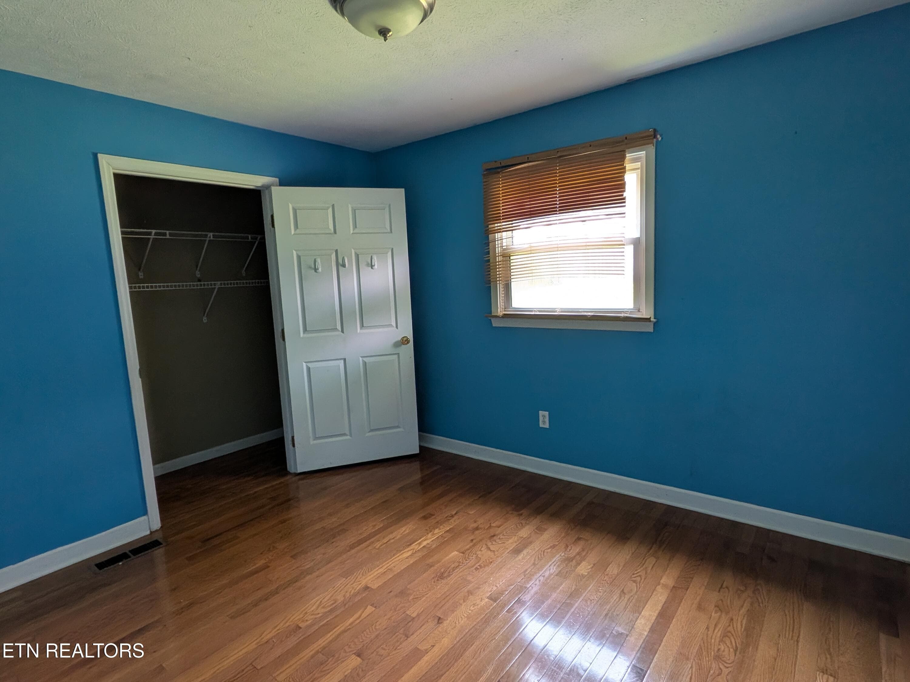 PXL_20260729_182024504 - 712 W Walden St, LaFollette, TN 37766, LaFollette