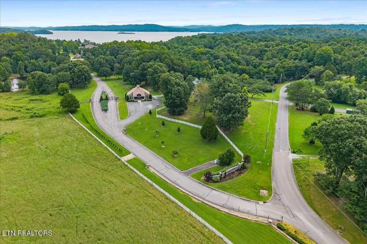 25-421 Waterfront Way-39 - 421 Waterfront Way, Spring City, TN 37381