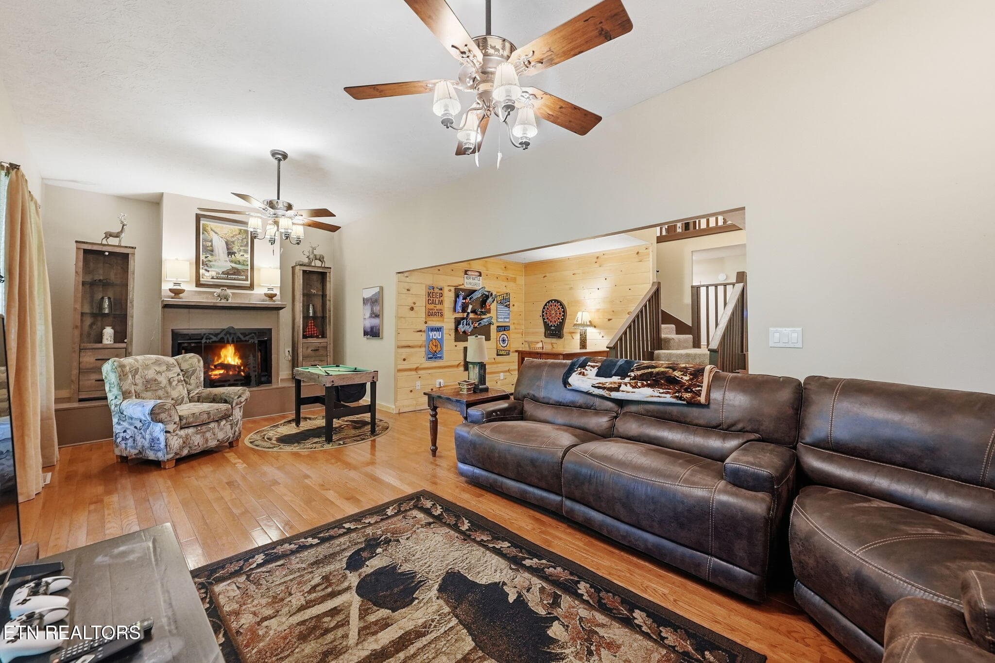 15-web-or-mls-014_DSC02459_with_fire - 2202 Applewood Rd, Sevierville, TN 37862, Sevierville