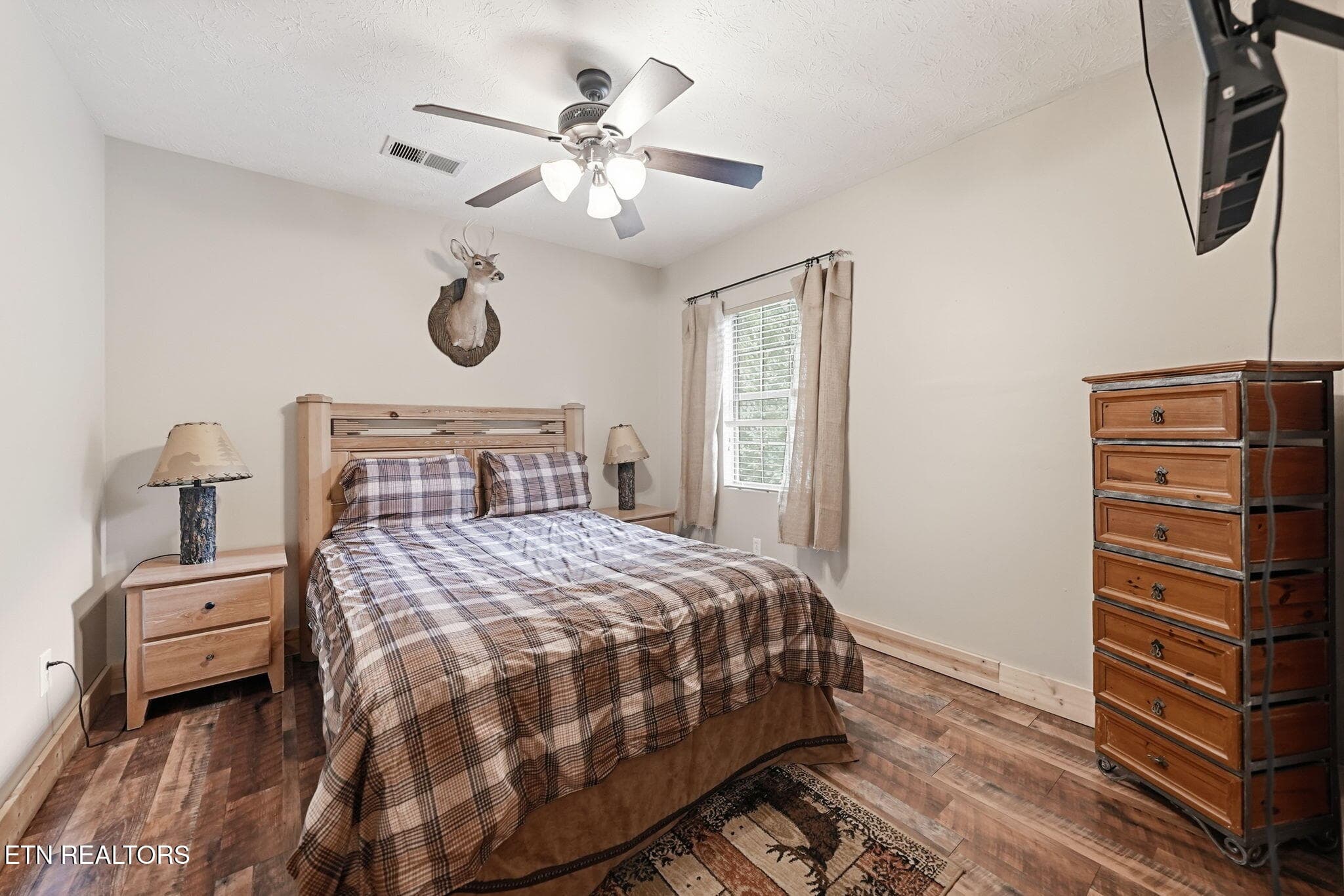36-web-or-mls-035_DSC02566 - 2202 Applewood Rd, Sevierville, TN 37862, Sevierville