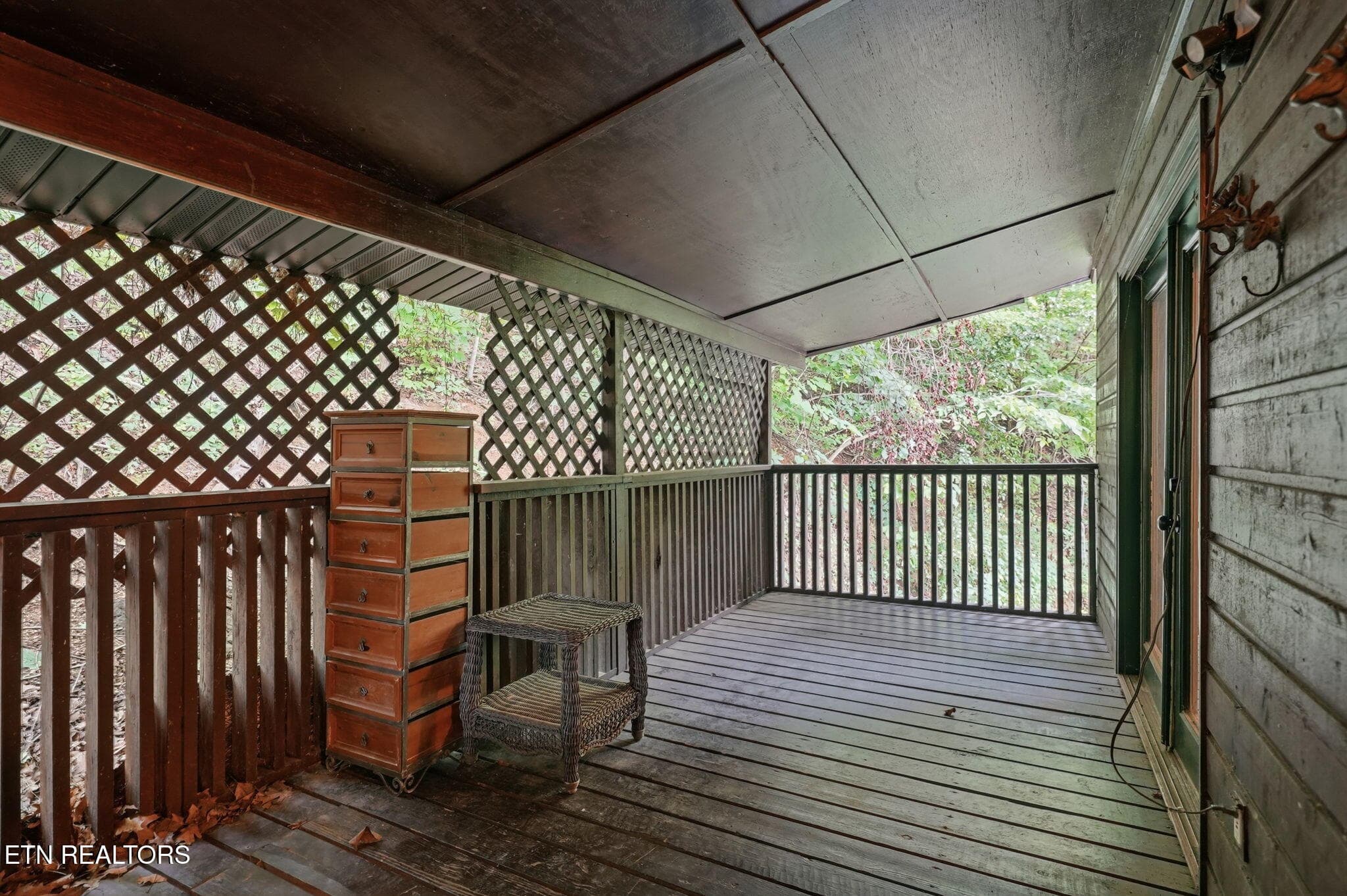 53-web-or-mls-052_DSC02551 - 2202 Applewood Rd, Sevierville, TN 37862, Sevierville