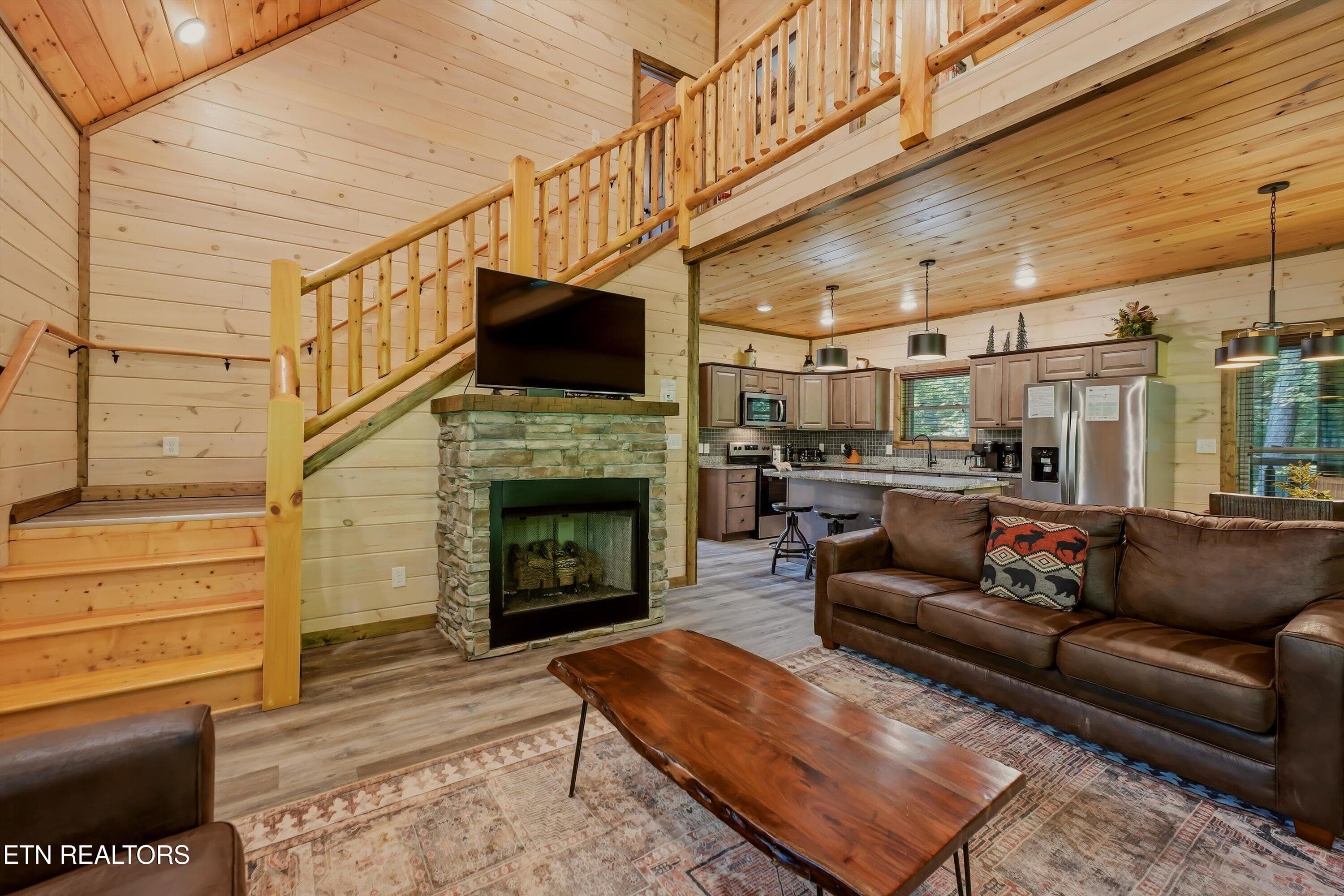 08-FINAL-6 - 2108 Roscoe Court, Sevierville, TN 37876