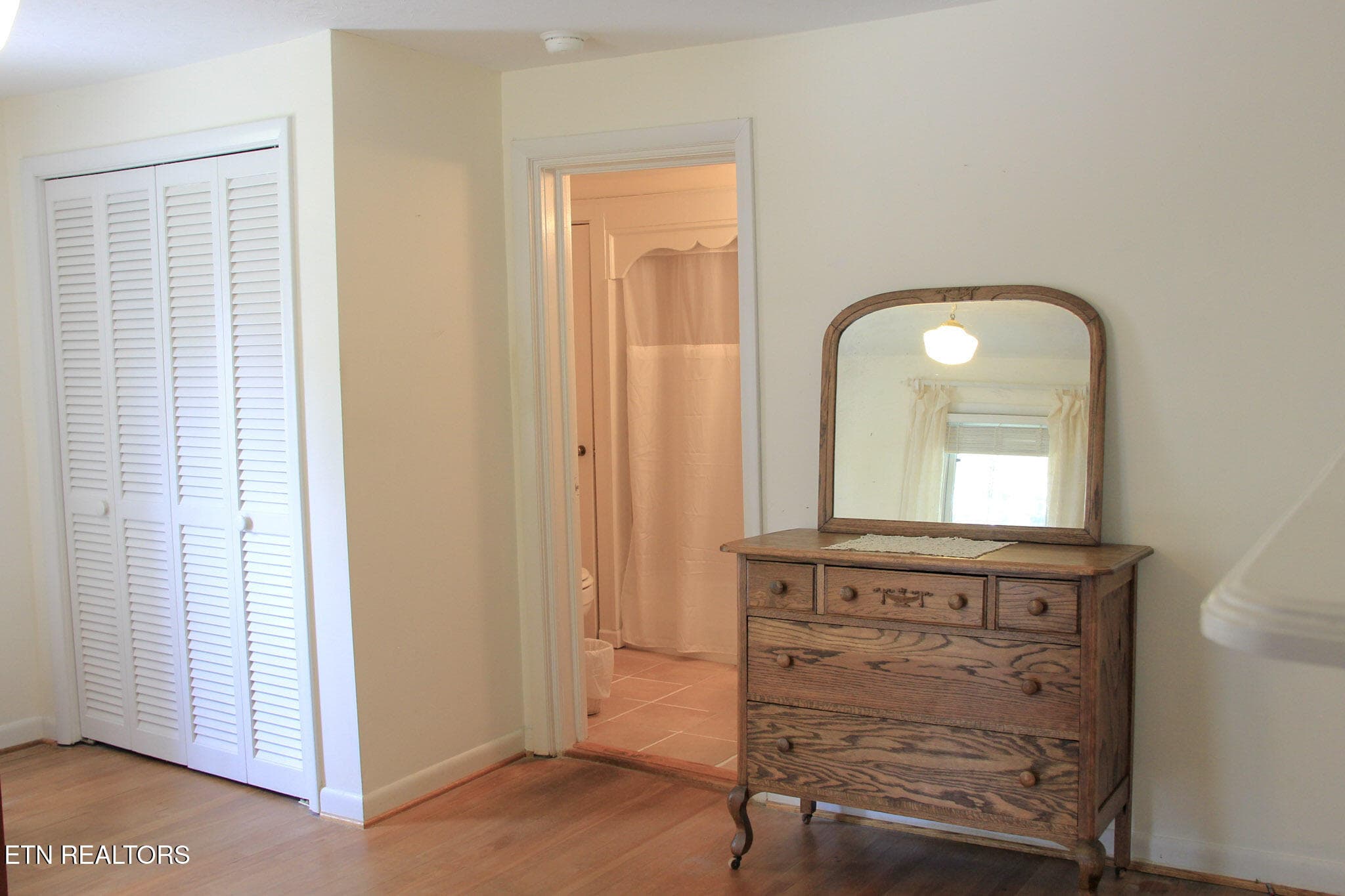 Master - 301 W Crawford Ave, Monterey, TN 38574, Monterey