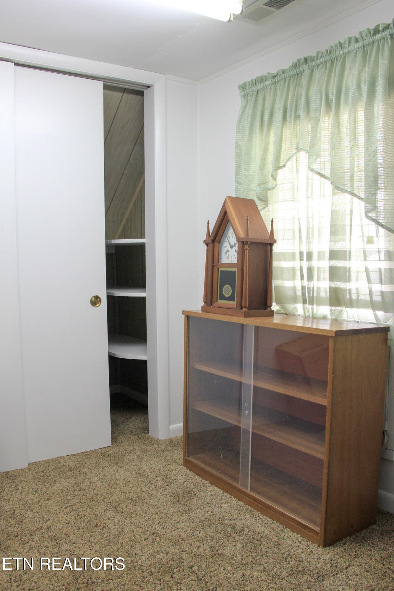 Bedroom 2 - 301 W Crawford Ave, Monterey, TN 38574, Monterey