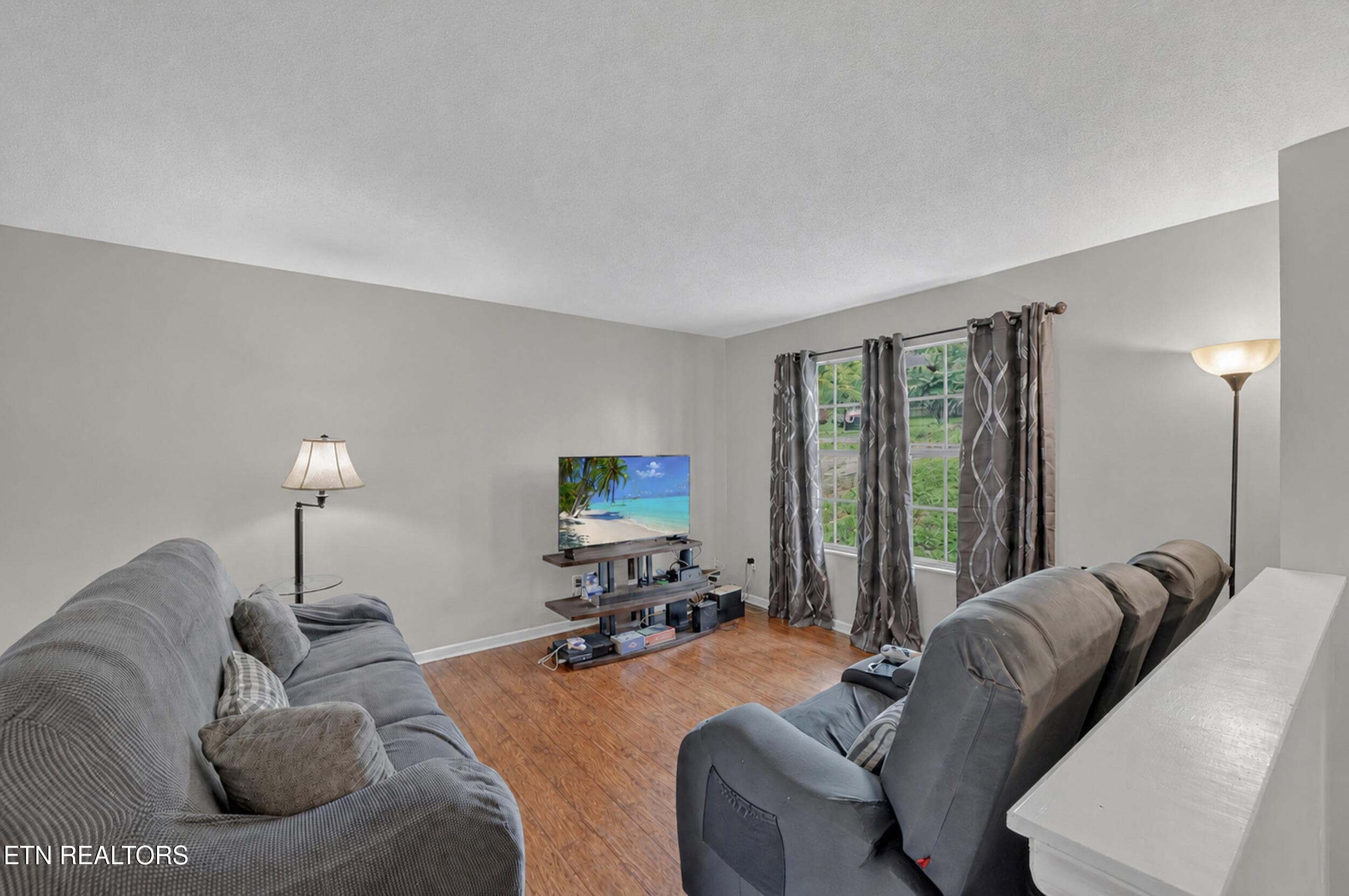 IMG_1004 - 2220 Highland Rd, Maryville, TN 37801