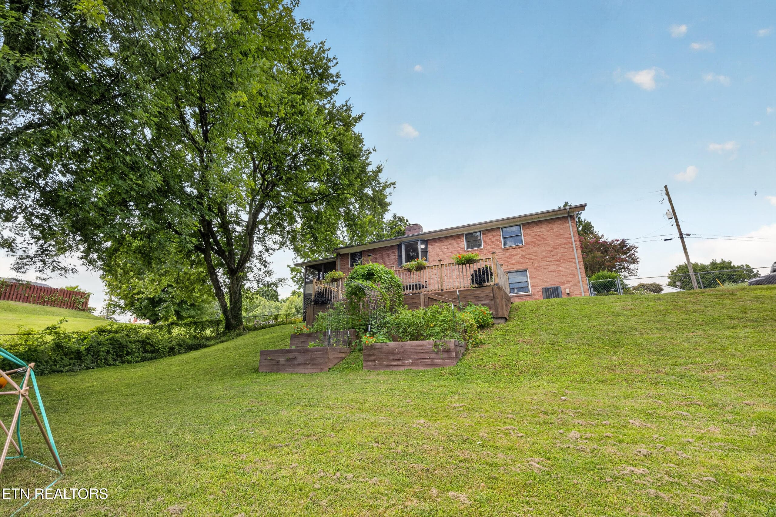 140-westwood-drive-48 - 140 Westwood Drive, Clinton, TN 37716