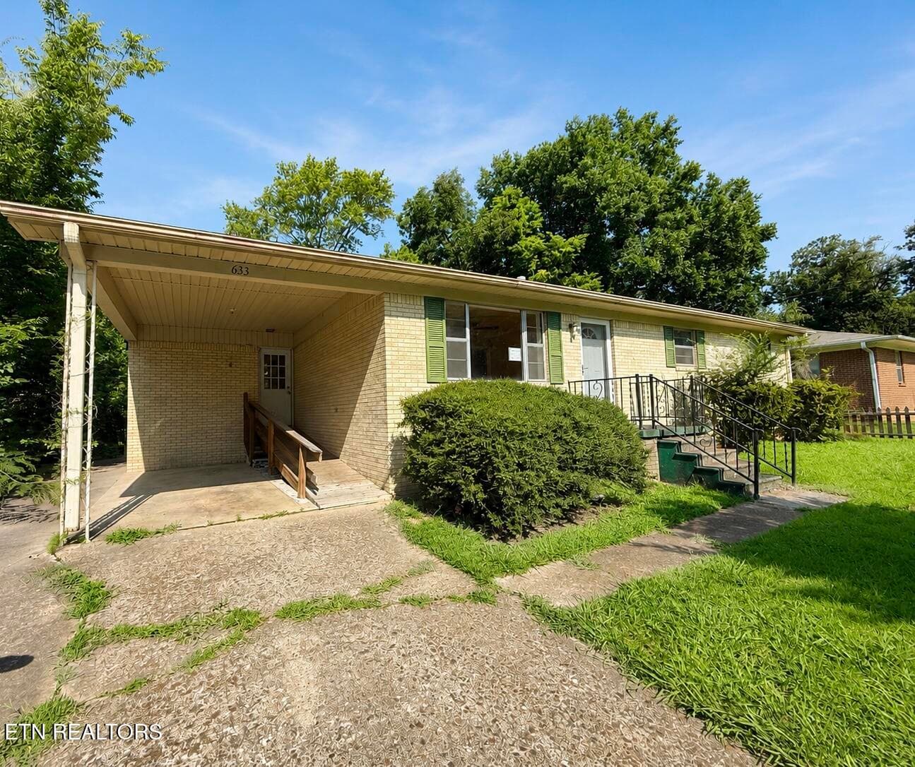 633 Melton Ave, Dyersburg, TN 38024