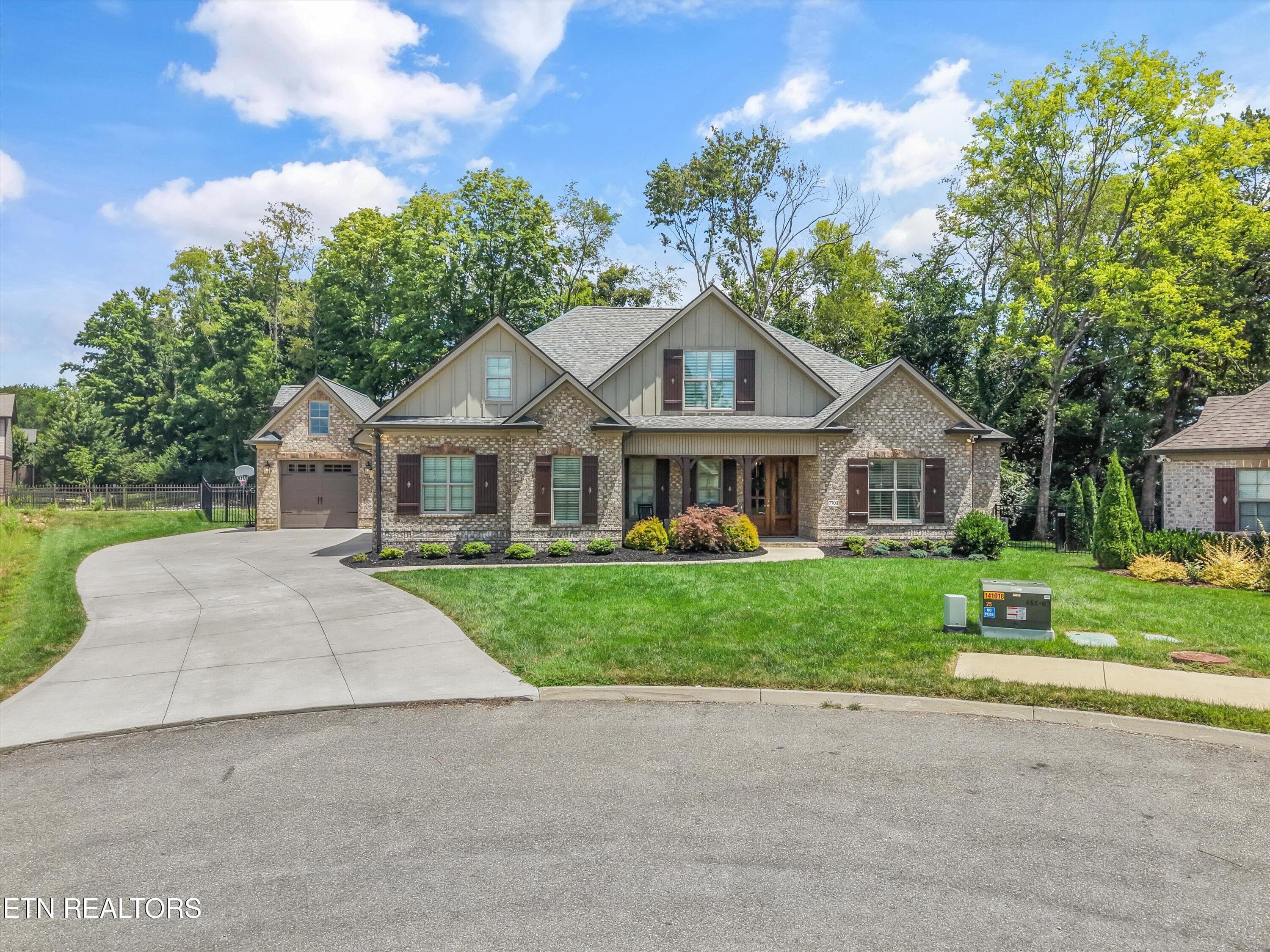 Front - 7703 Madgewood Lane, Knoxville, TN 37909, Knoxville