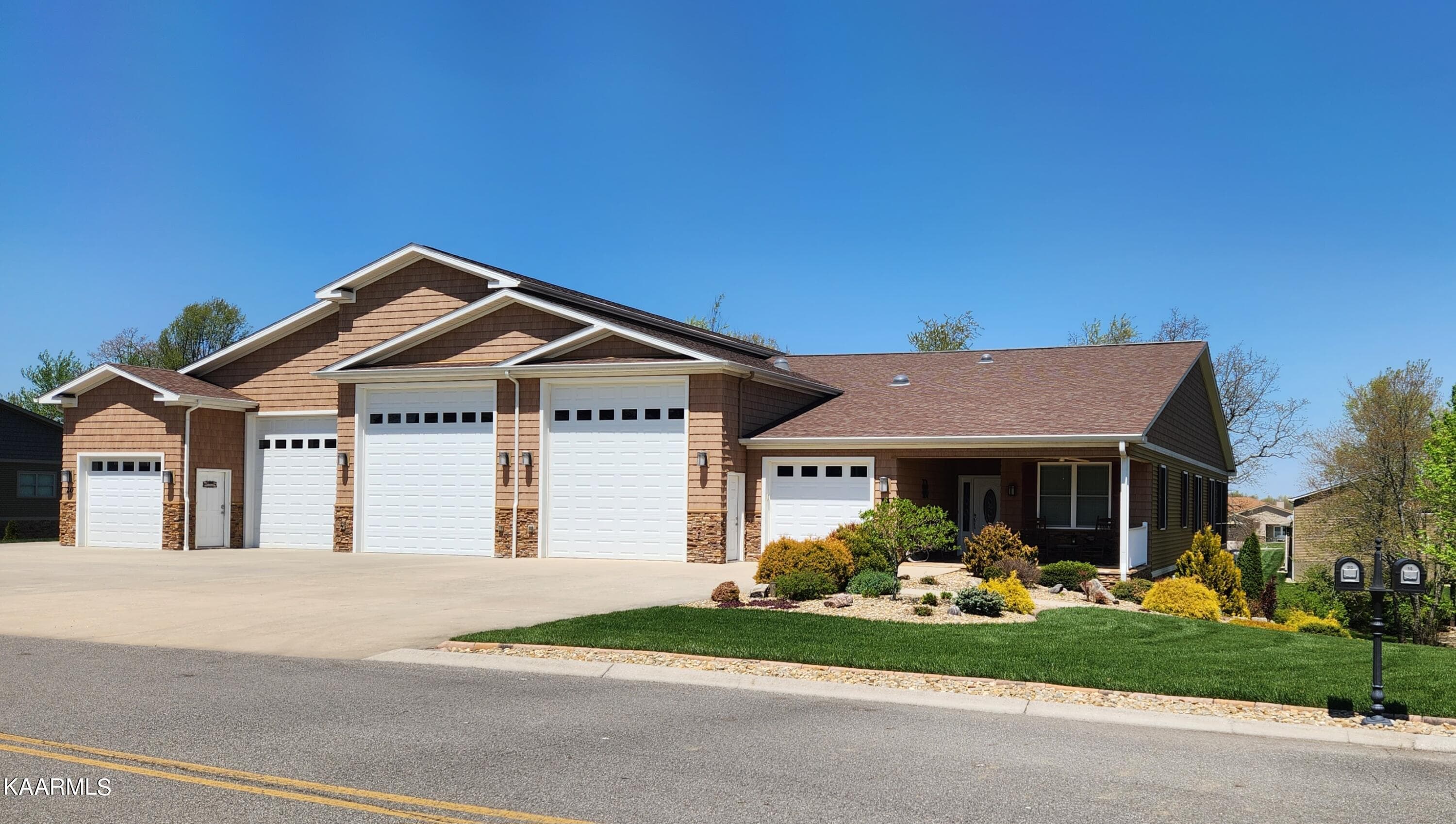 14 Red Oak Drive, Crossville, TN 38555