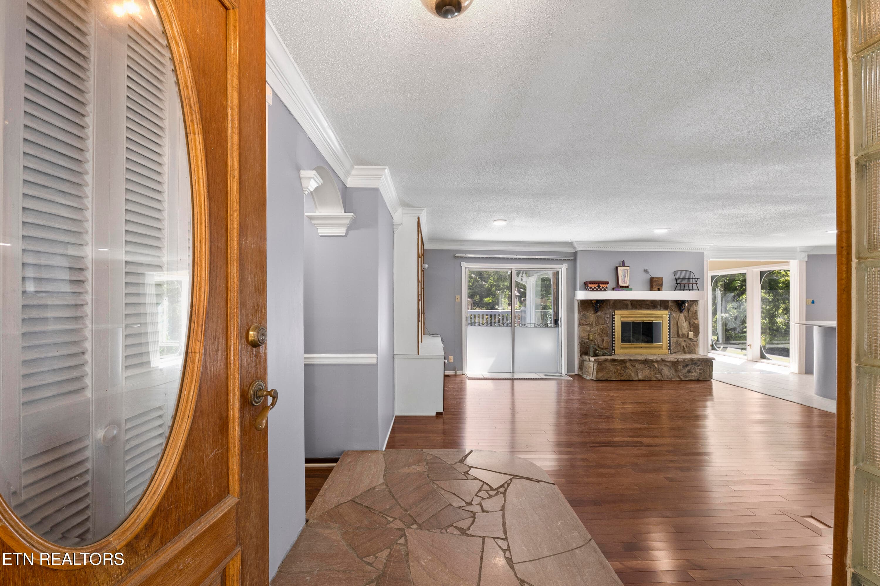 8129 Ainsworth Dr -003 - 8129 NW Ainsworth Drive, Knoxville, TN 37909, Knoxville