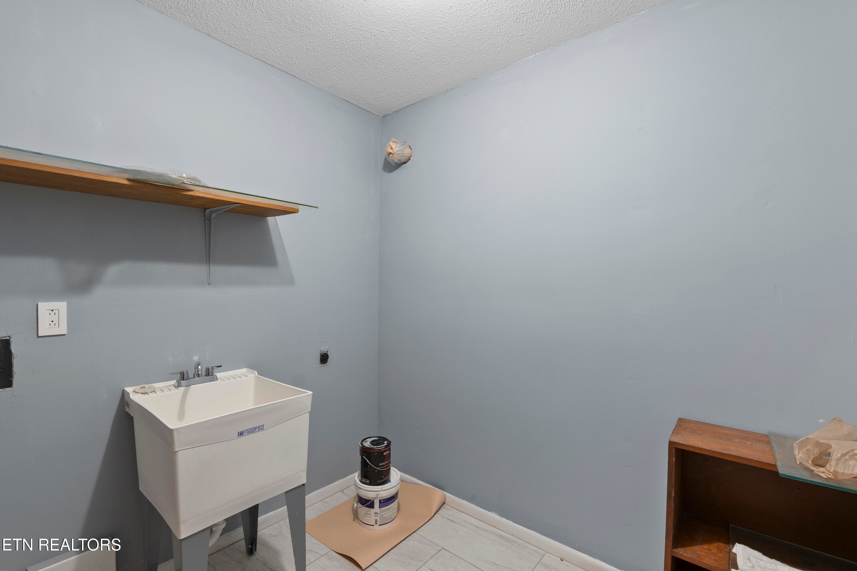 8129 Ainsworth Dr -133 - 8129 NW Ainsworth Drive, Knoxville, TN 37909, Knoxville