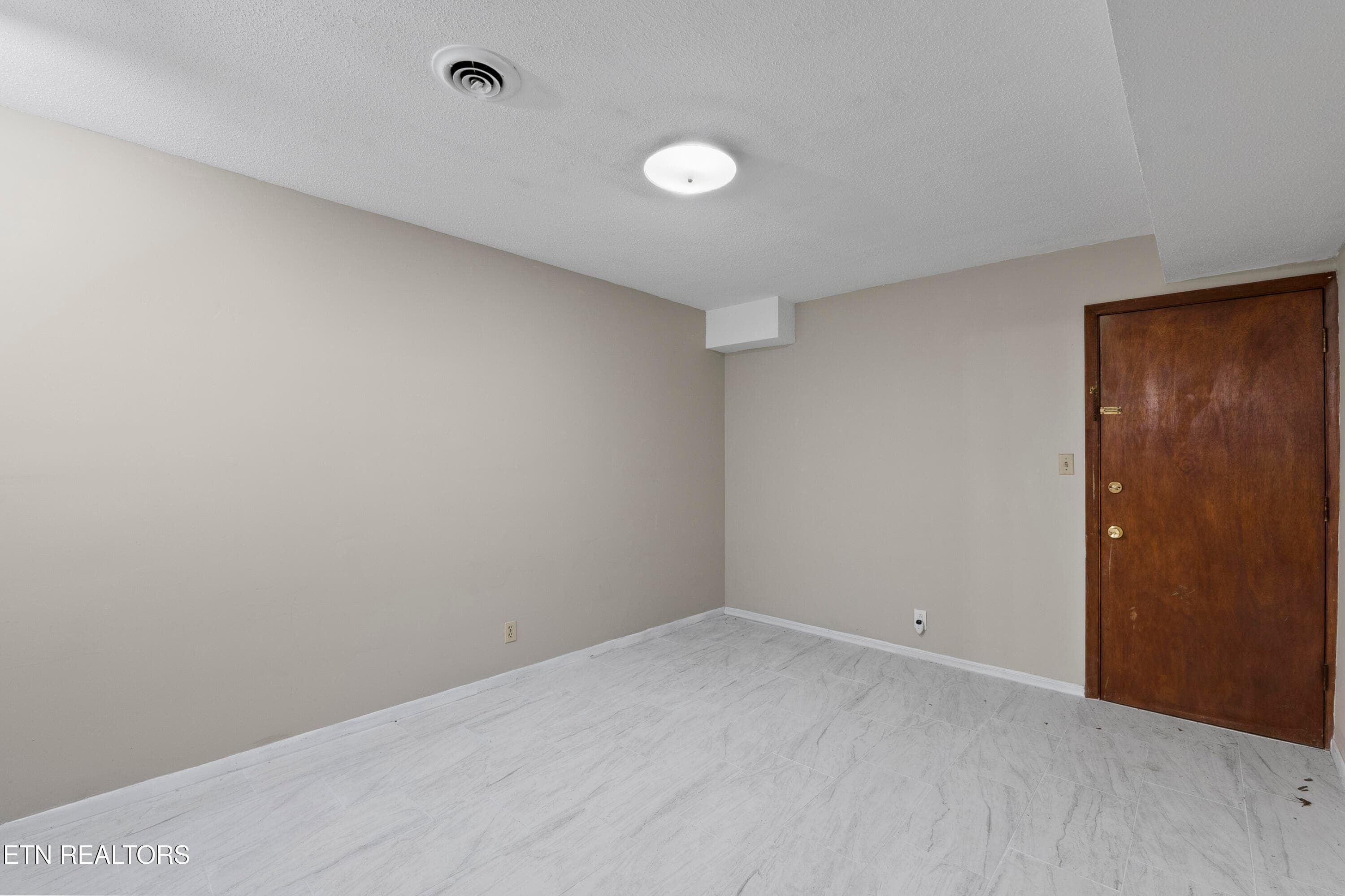 8129 Ainsworth Dr -143 - 8129 NW Ainsworth Drive, Knoxville, TN 37909, Knoxville