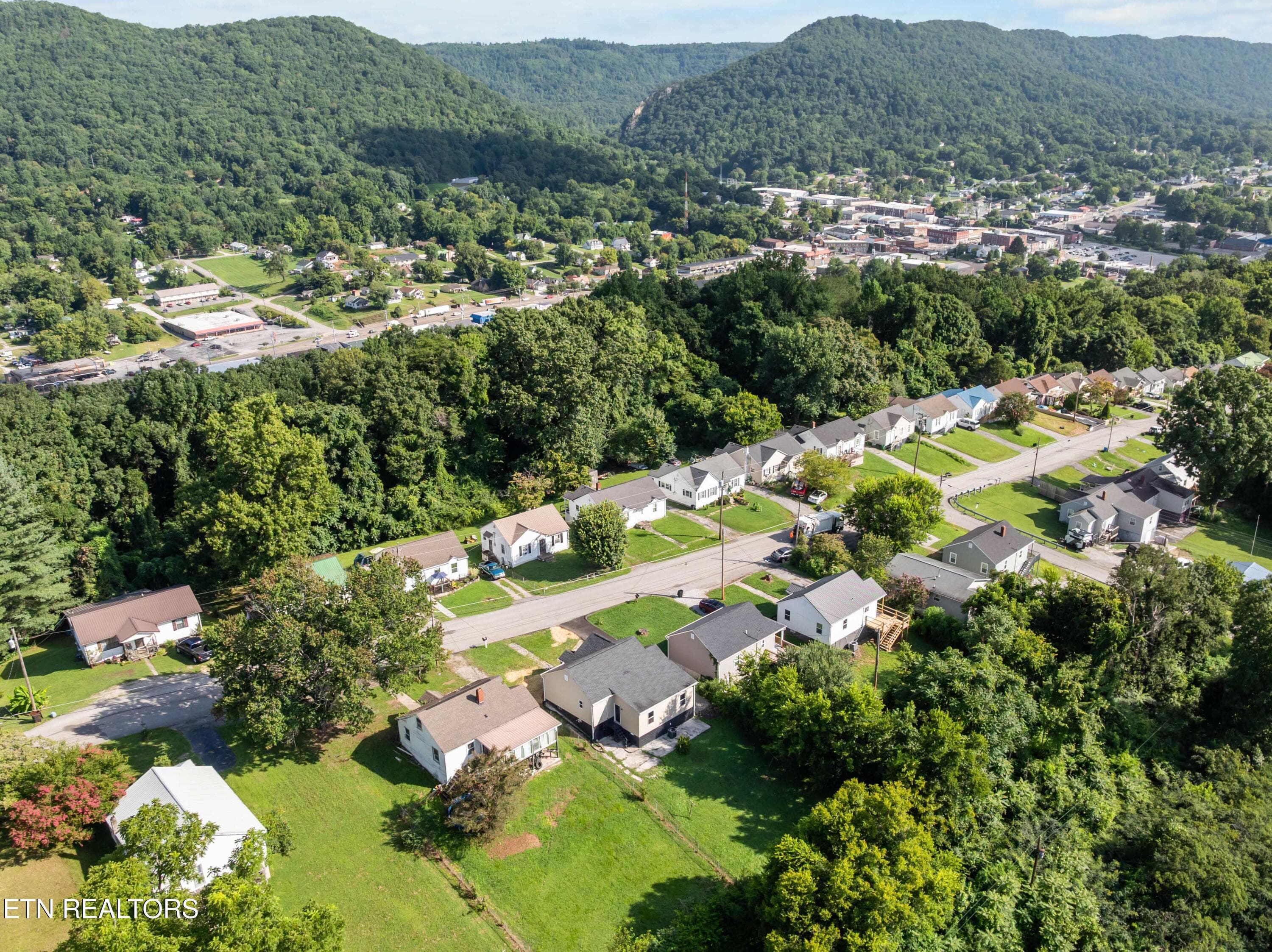 DJI_0353 - 609 Rose Hill Drive, LaFollette, TN 37766