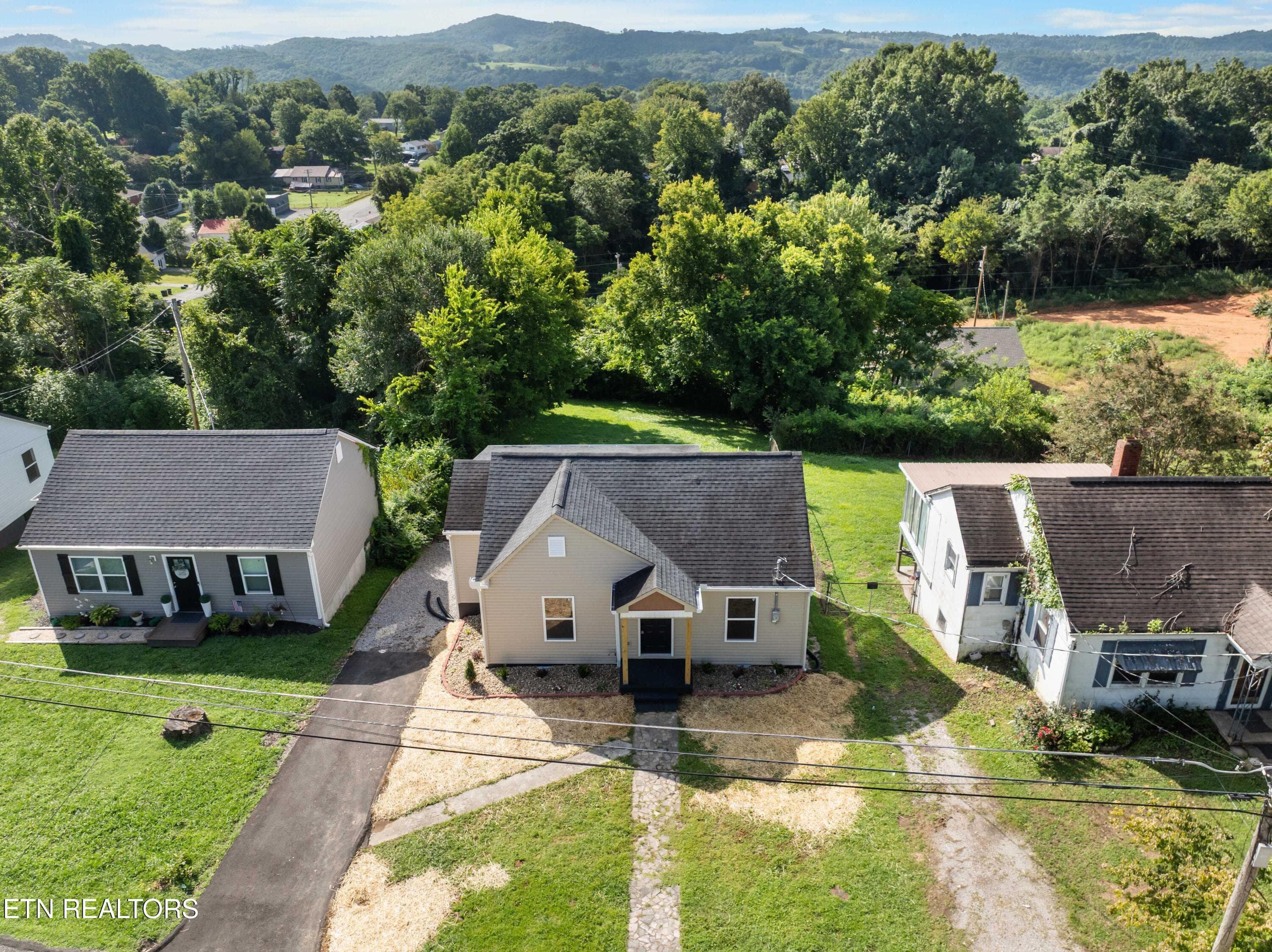 DJI_0385 - 609 Rose Hill Drive, LaFollette, TN 37766