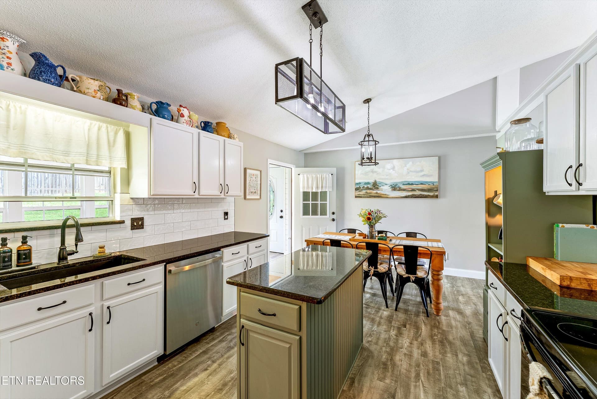 32-Kitchen A3 - 224 Old Clover Hill Rd, Maryville, TN 37803