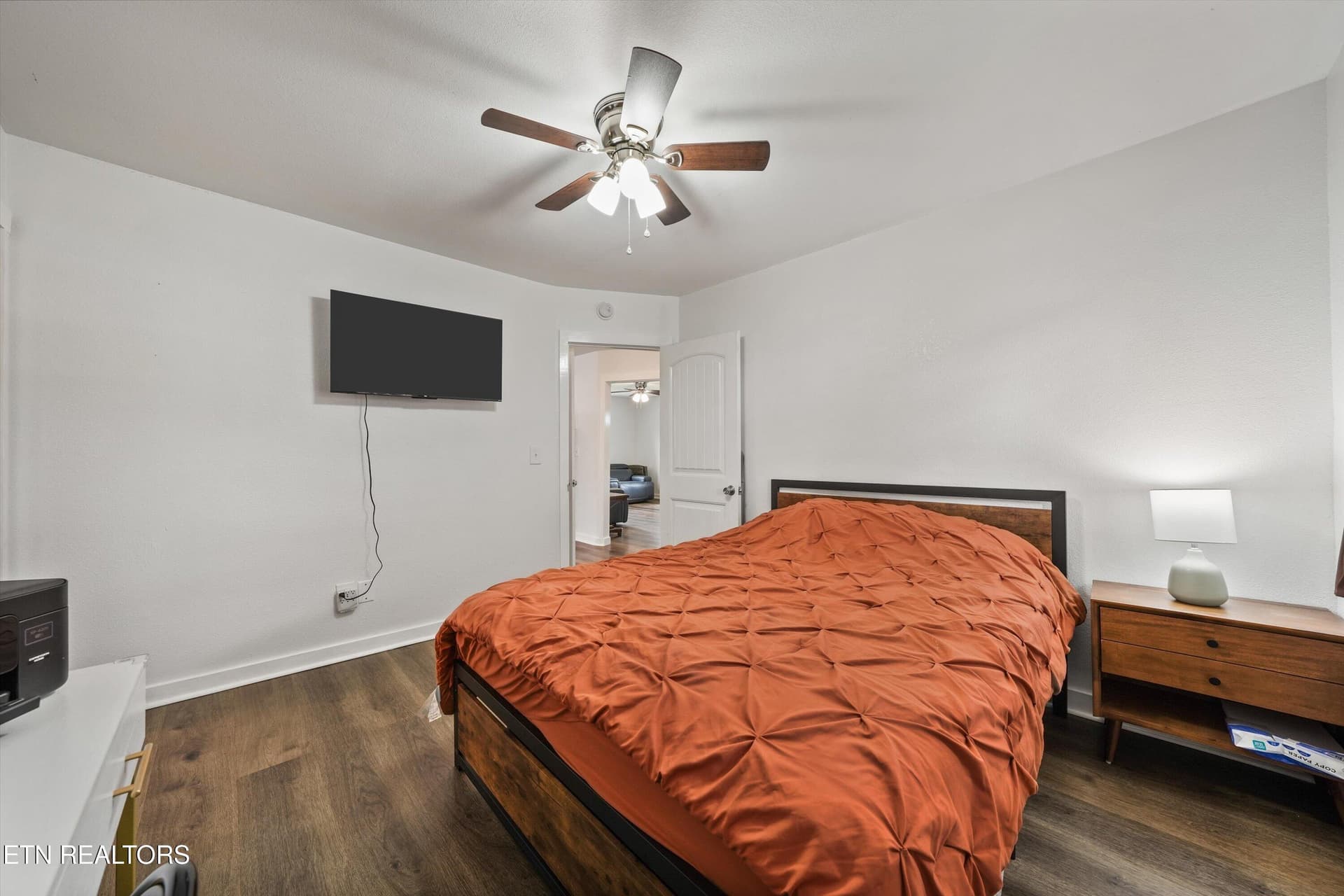 569 Monroe St - 569 Monroe St, Madisonville, TN 37354