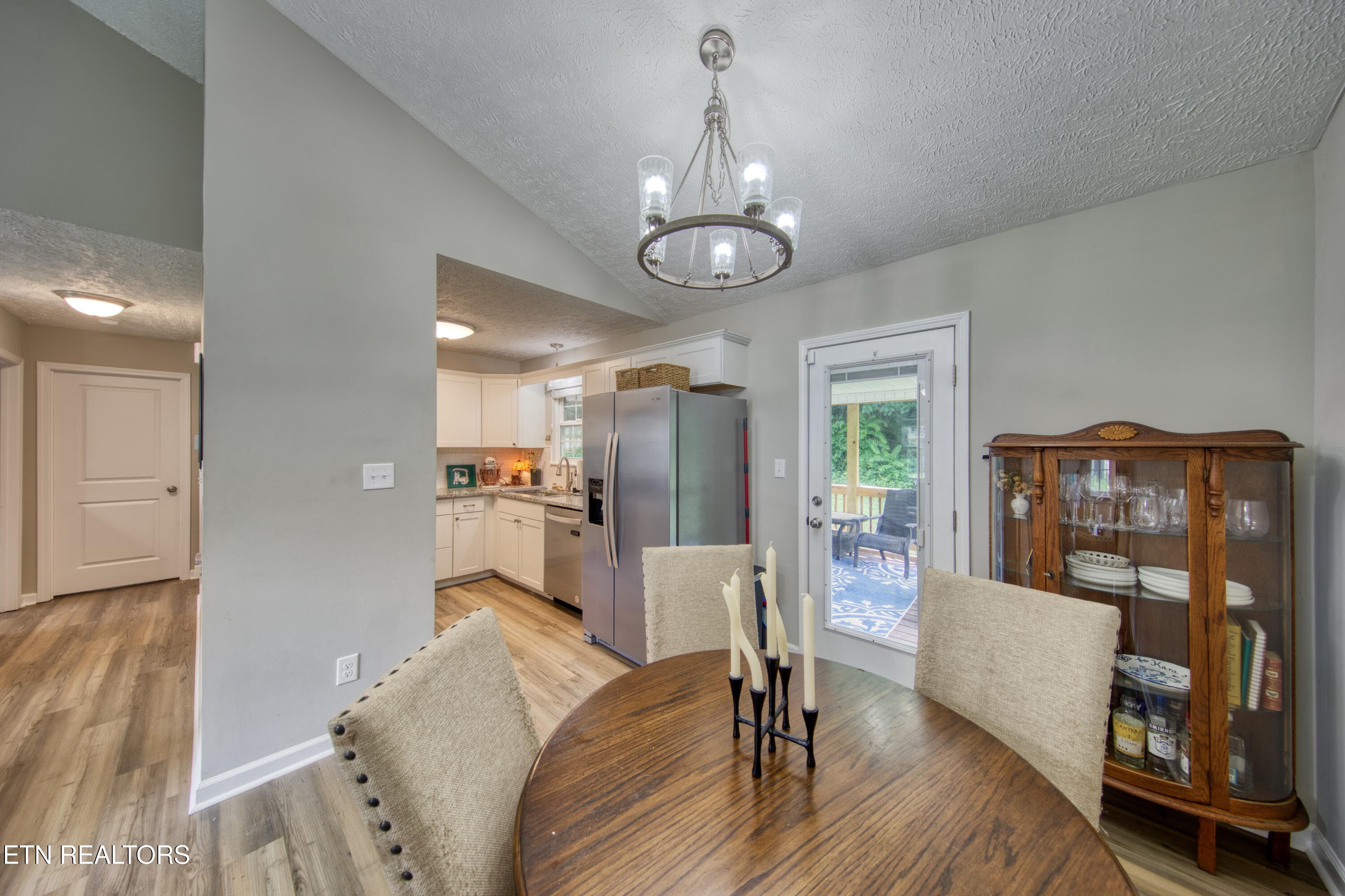 IMG_1517 - 3913 Abercorn Rd, Knoxville, TN 37921