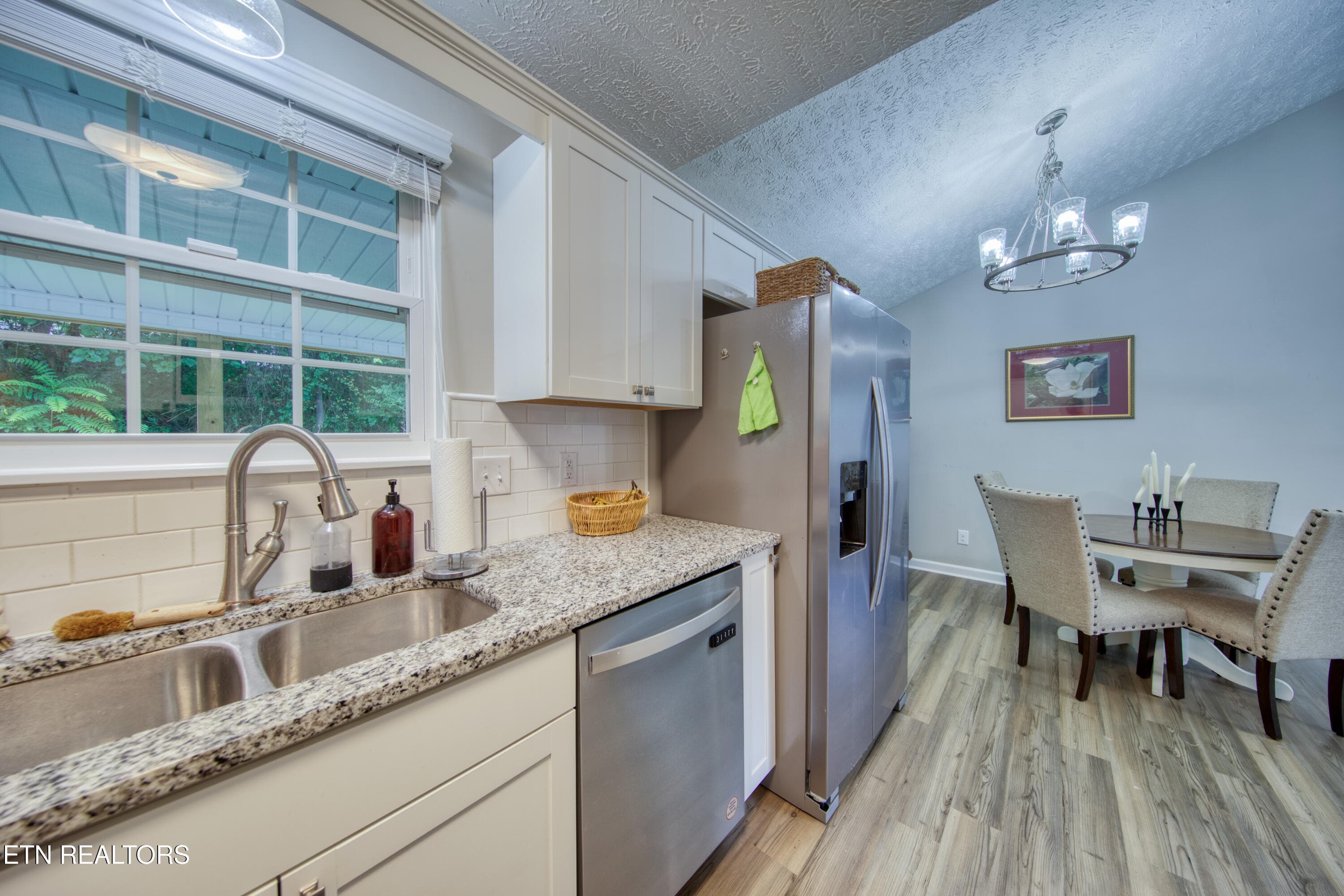 IMG_1519 - 3913 Abercorn Rd, Knoxville, TN 37921