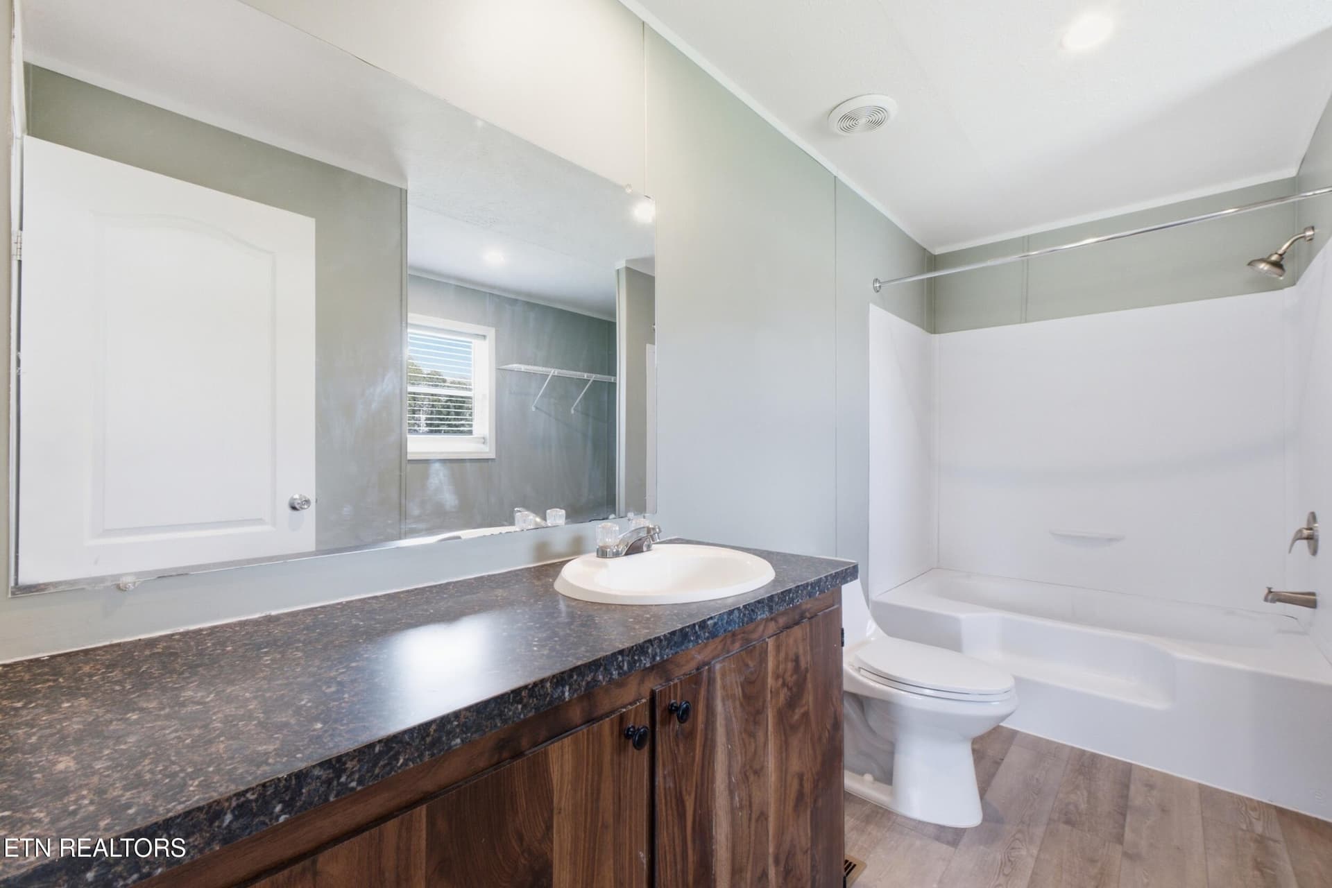 015_dh109179 - 218 Community Drive, Madisonville, TN 37354