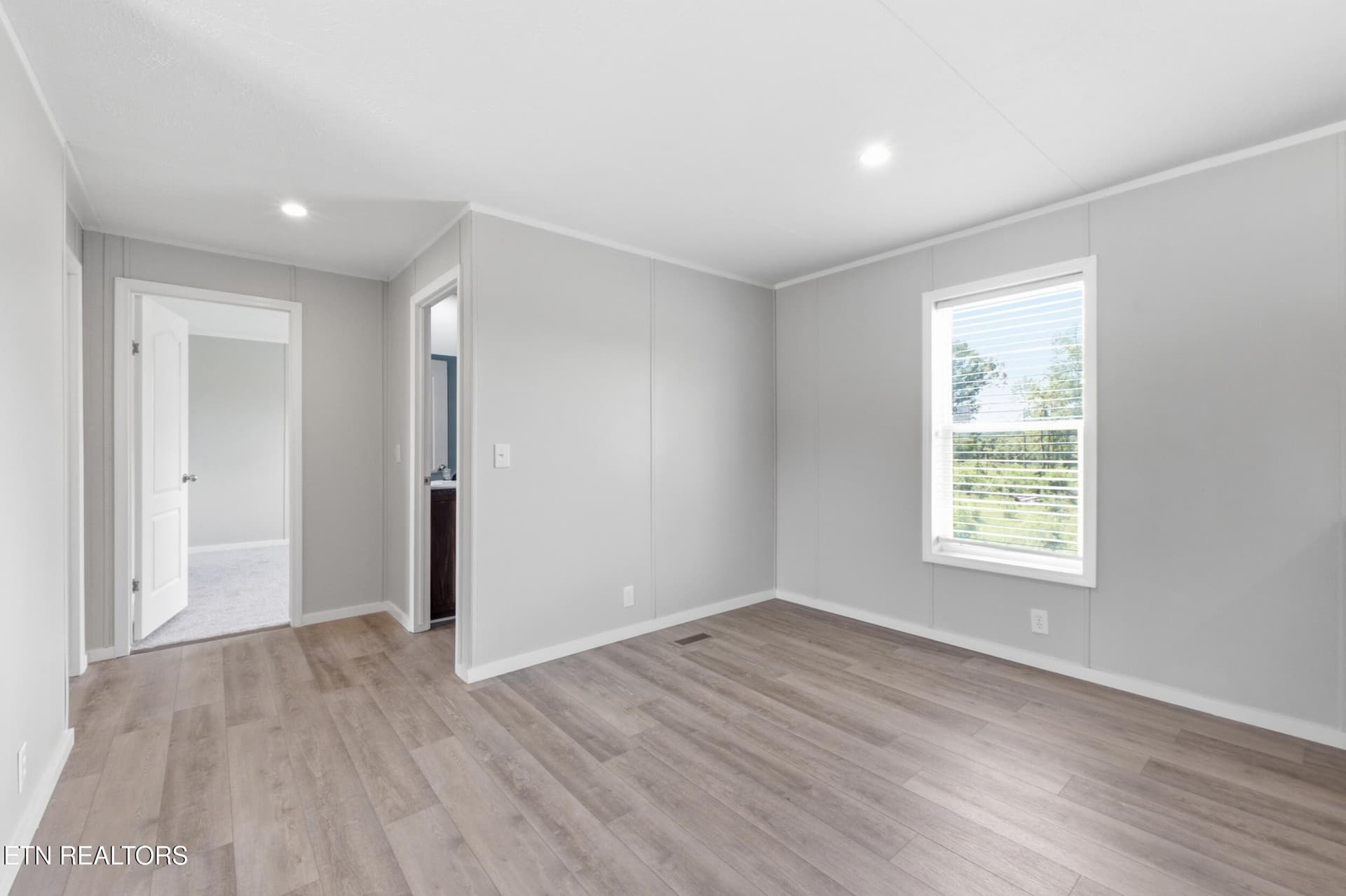 027_dh109244 - 218 Community Drive, Madisonville, TN 37354