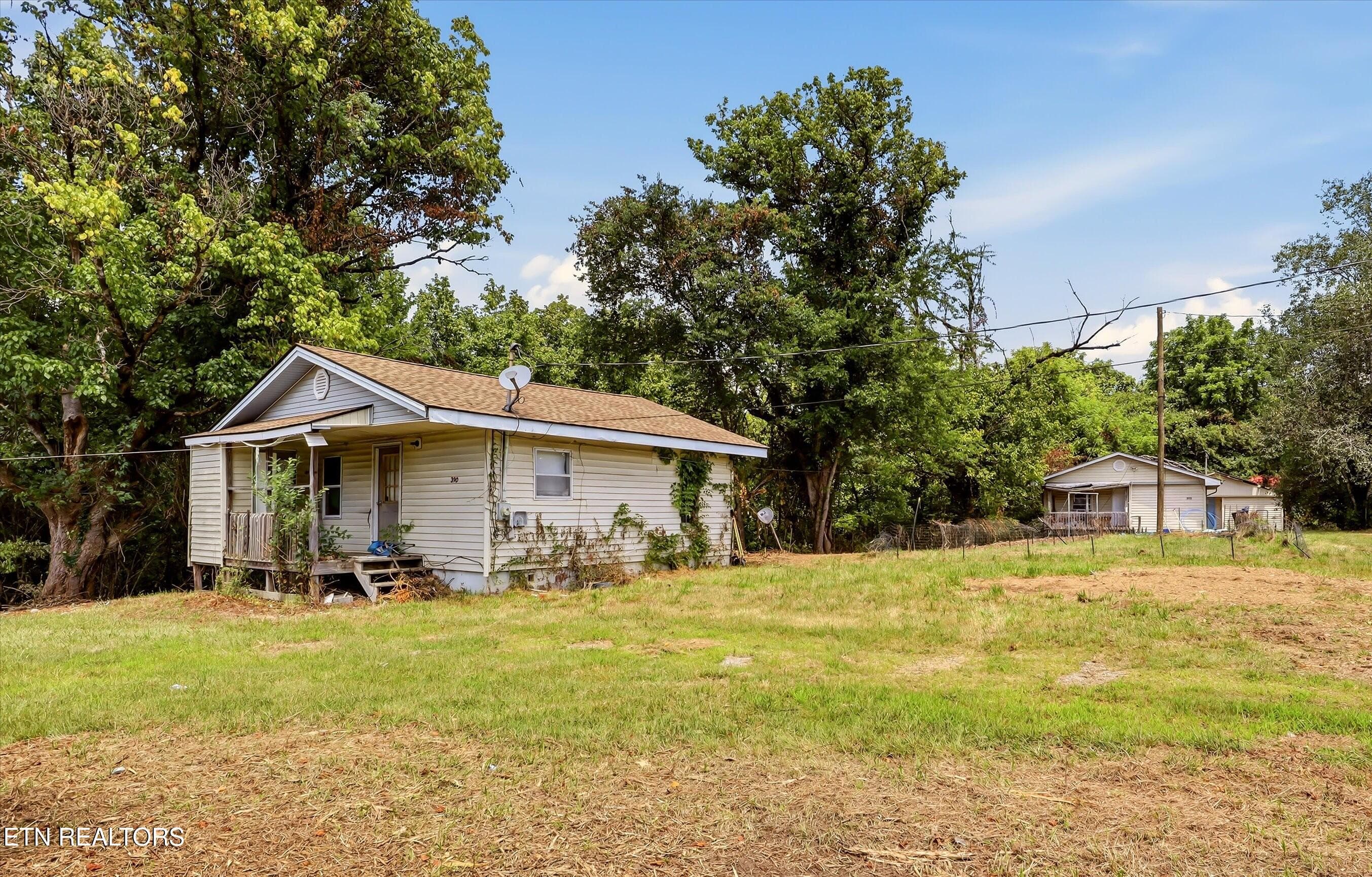 289 Midway Drive, Oliver Springs, TN 37840