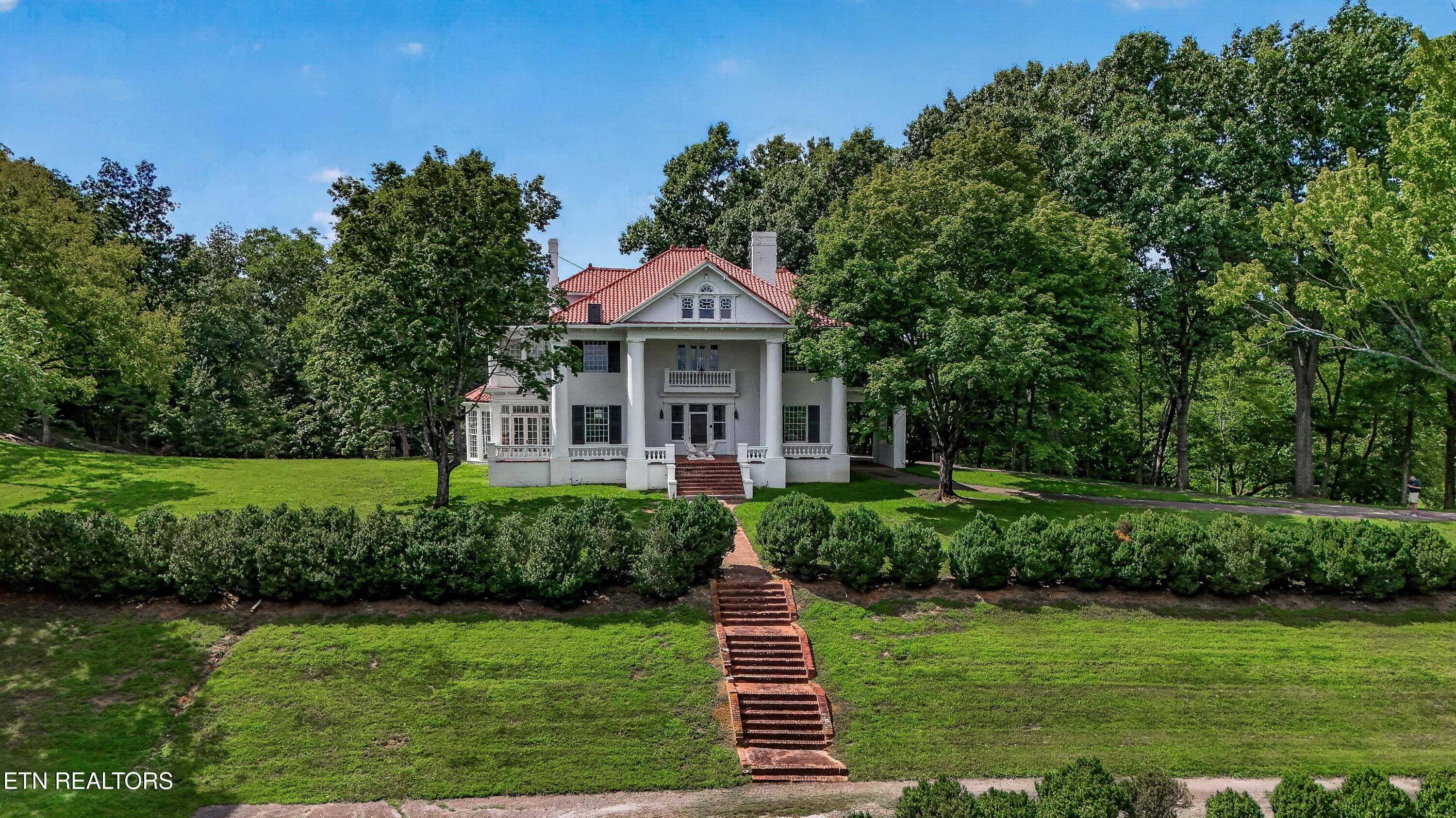 DJI_20260803163810_0001_D - 412 S Main St, Greeneville, TN 37743