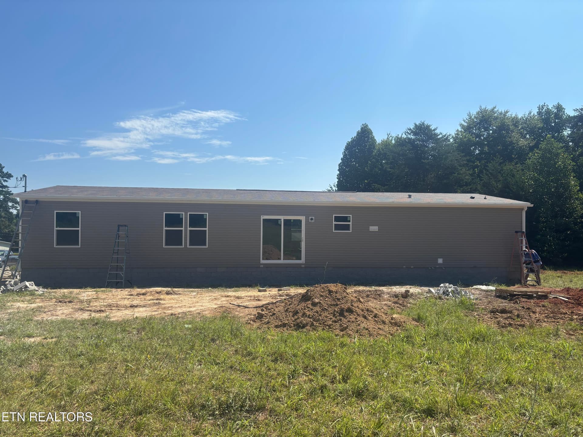 Back of house - 1393 Daysville Rd, Rockwood, TN 37854