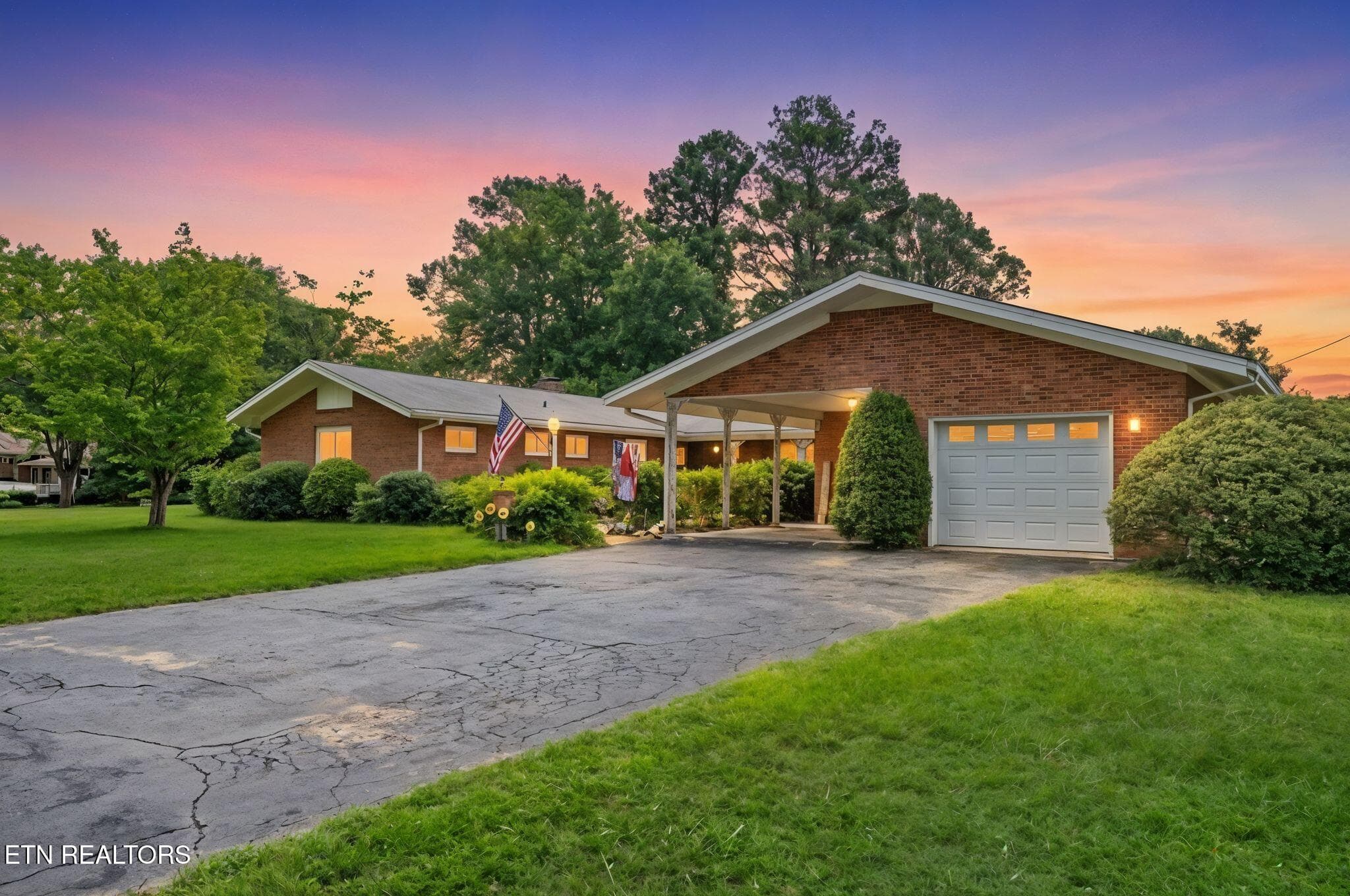 153 Sherwood Ave, Calhoun, TN 37309