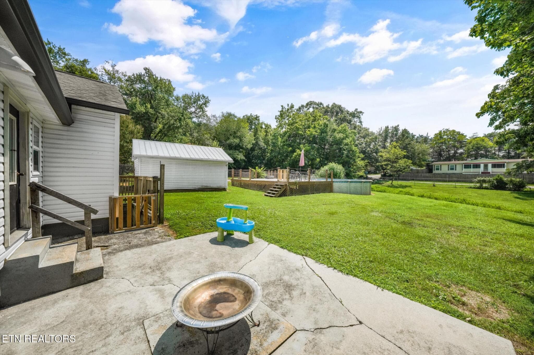 6411-bob-varner-rd-knoxville-tn-backyard - 6411 Bob Varner Rd, Knoxville, TN 37918