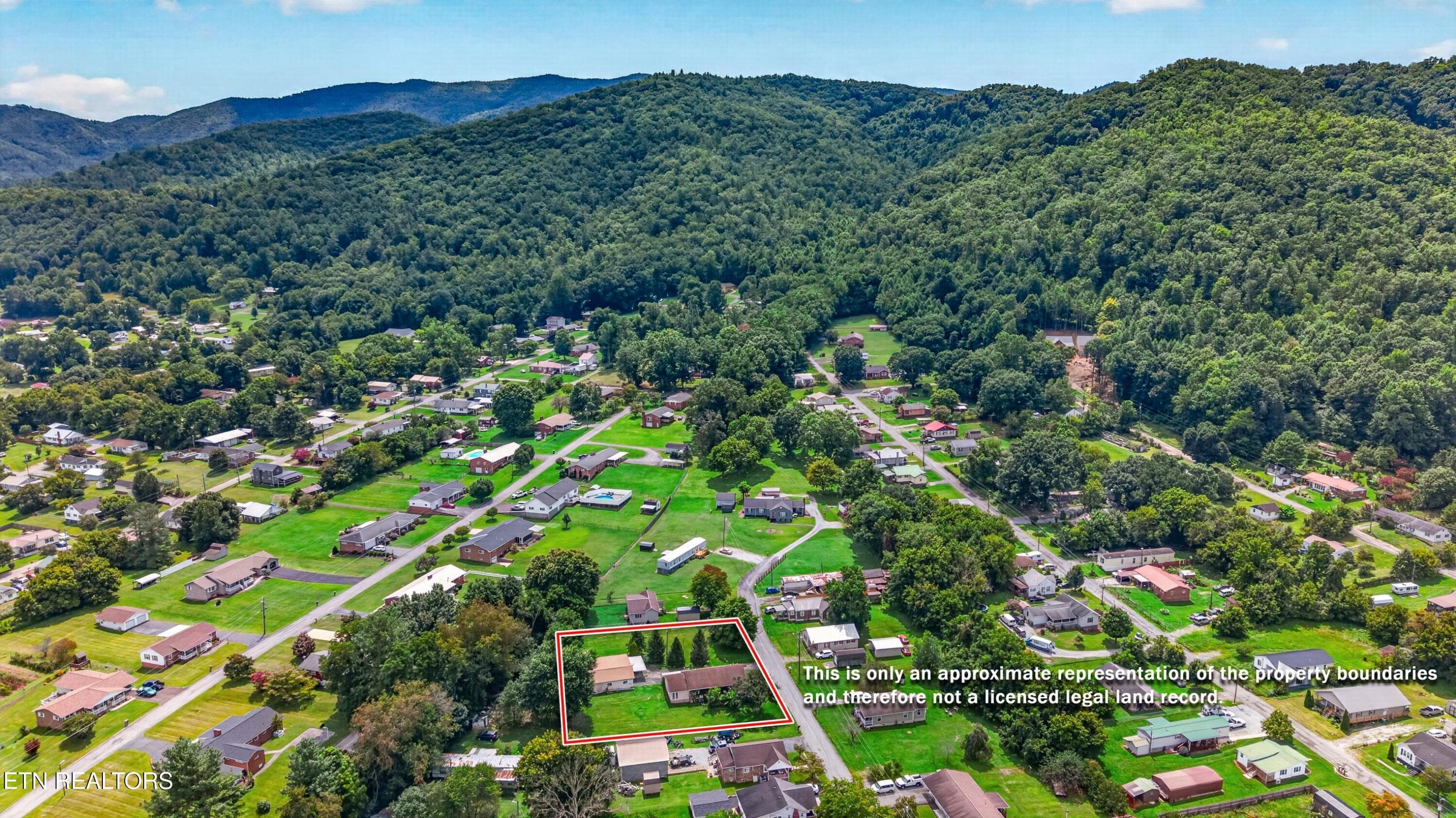 007-126JeffersonStreet-Erwin-TN-37650-SM - 126 Jefferson St, Erwin, TN 37650