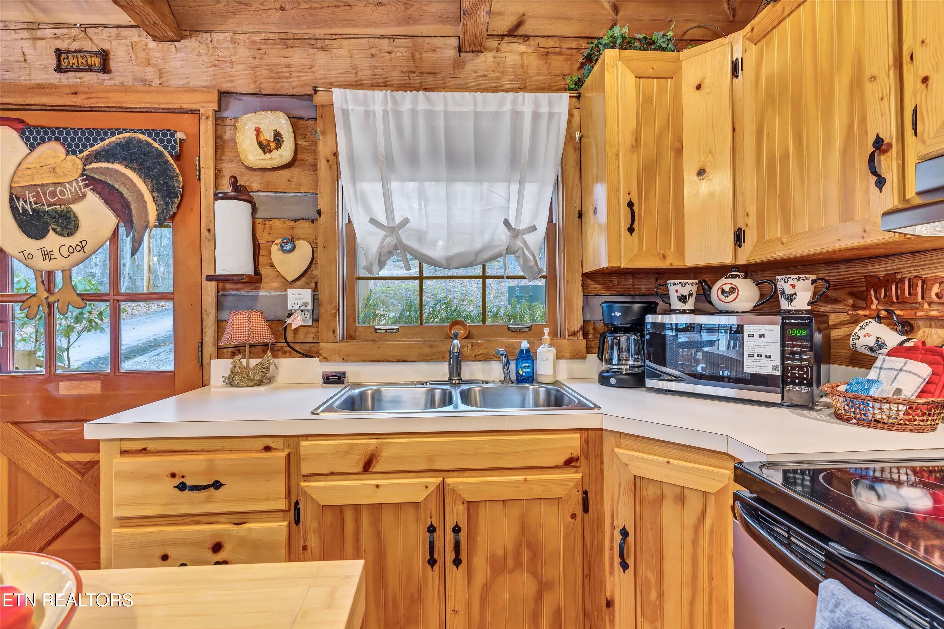 10-1505 Dawn Ln-10 - 1505 Dawn LN, Sevierville, TN 37876